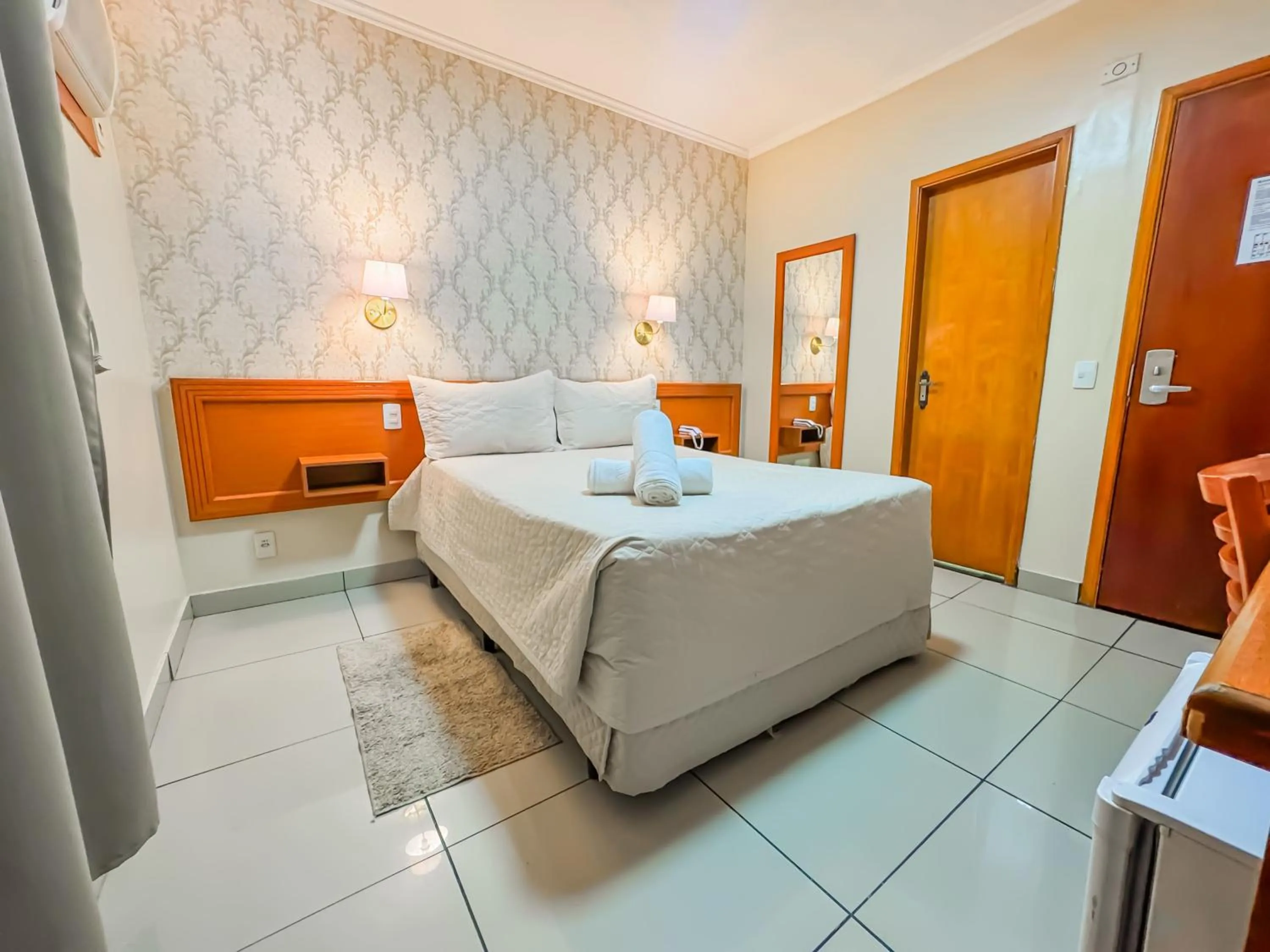 Bedroom, Bed in Hotel Nacional Inn Campos do Jordão