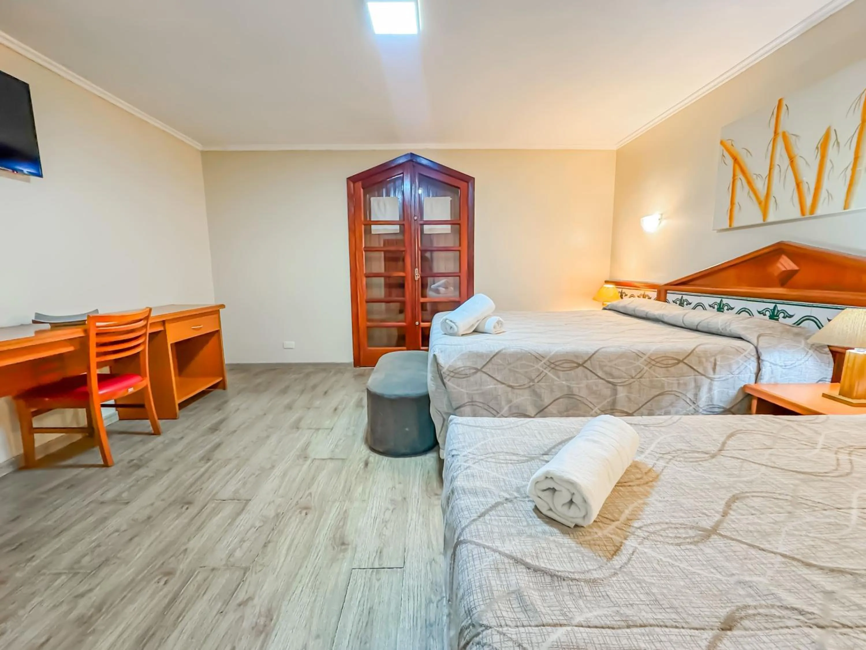 Bedroom, Bed in Hotel Nacional Inn Campos do Jordão