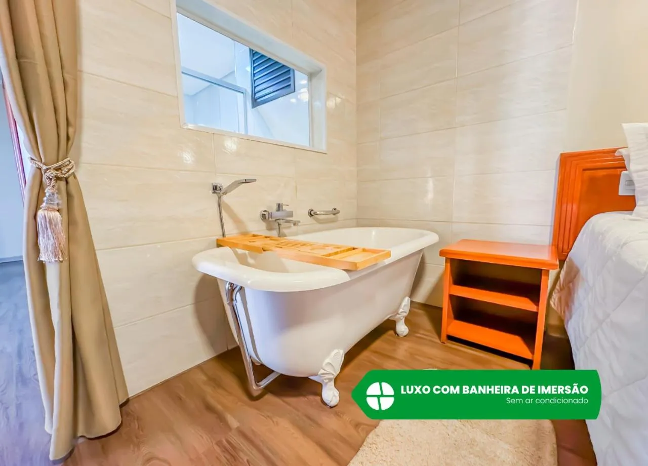 Bath, Bed in Hotel Nacional Inn Campos do Jordão