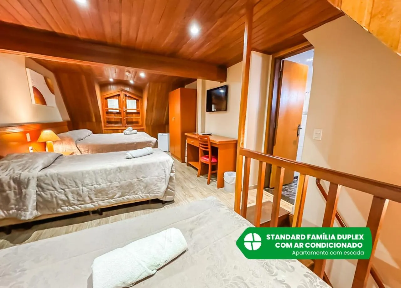 Bedroom, Bed in Hotel Nacional Inn Campos do Jordão