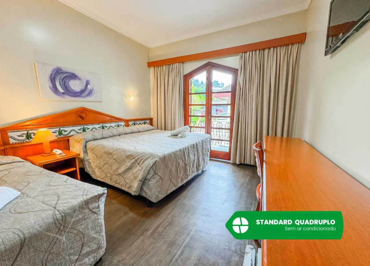 Bedroom, Bed in Hotel Nacional Inn Campos do Jordão