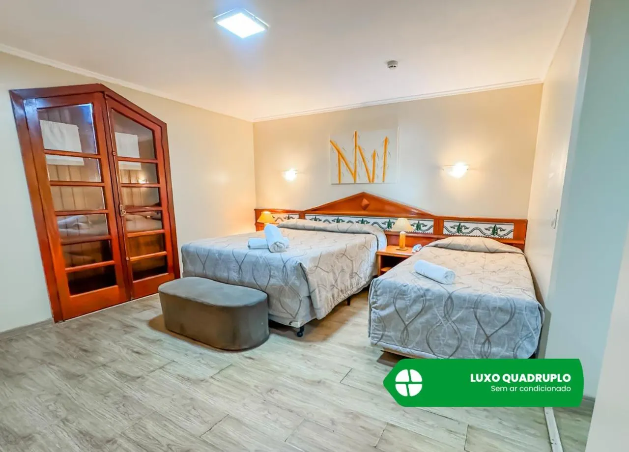 Bedroom, Bed in Hotel Nacional Inn Campos do Jordão