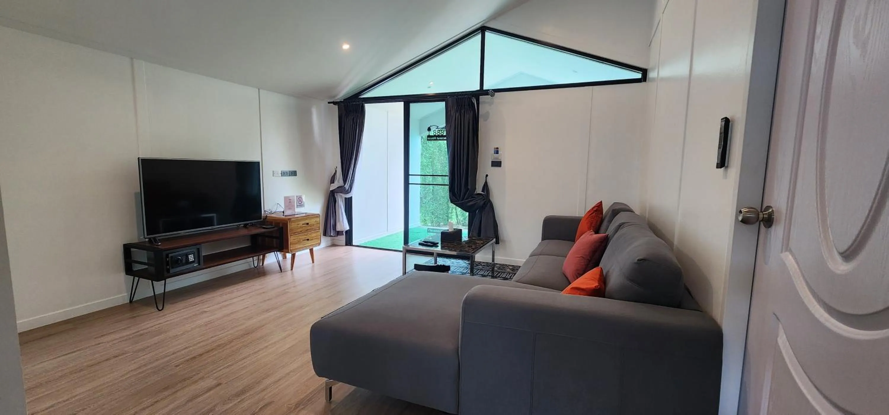 The Nidhra Boutique Resort