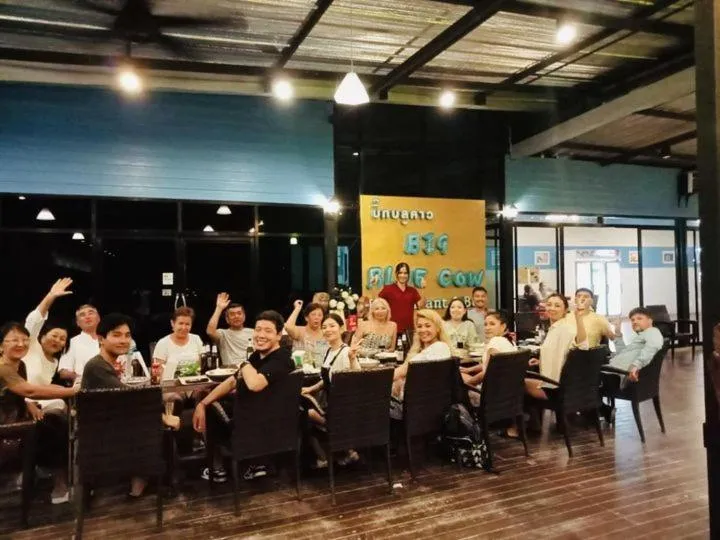 Restaurant/places to eat in Naiyang Beach Hotel SHA Plus