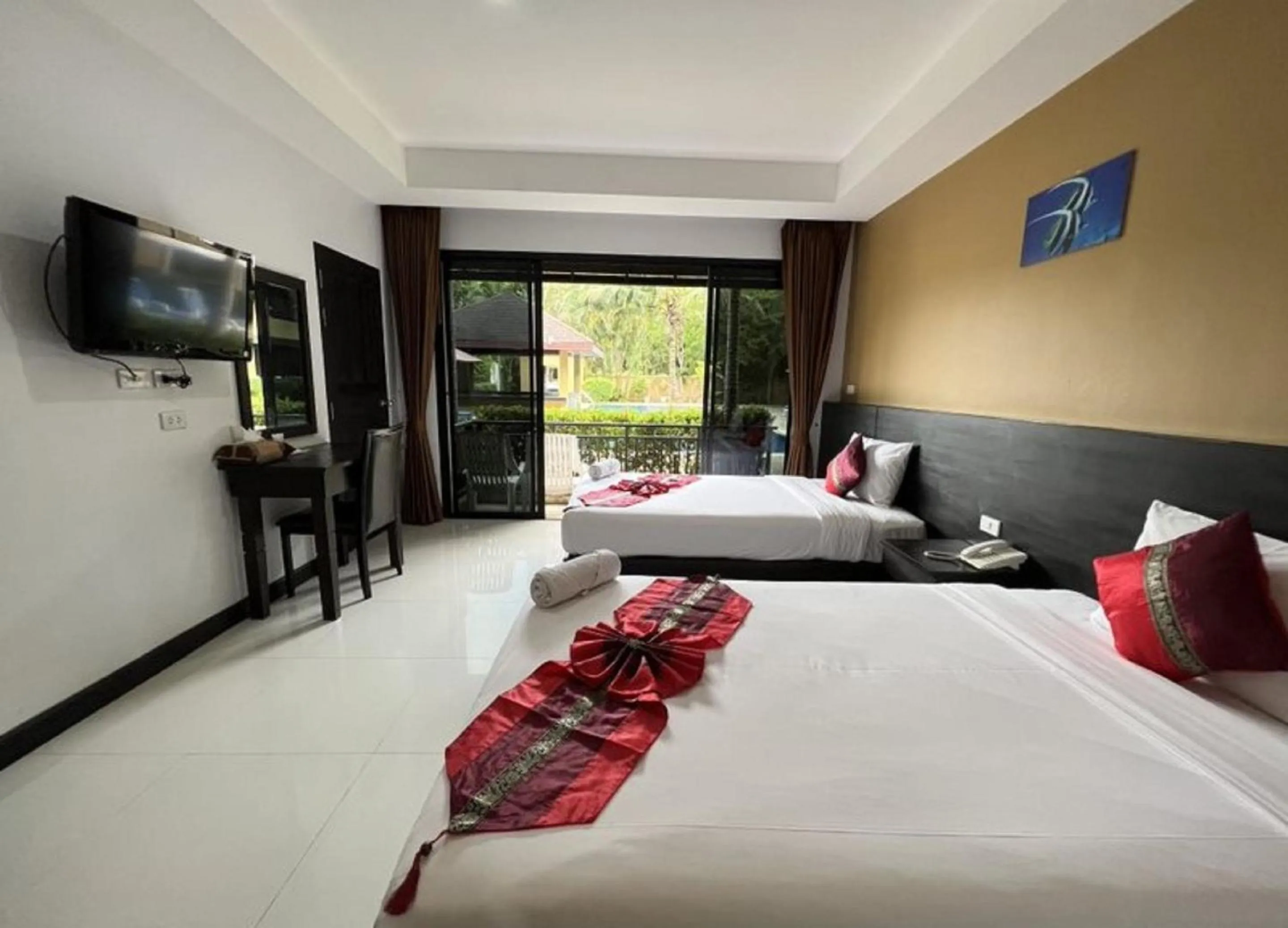 Bed in Naiyang Beach Hotel SHA Plus