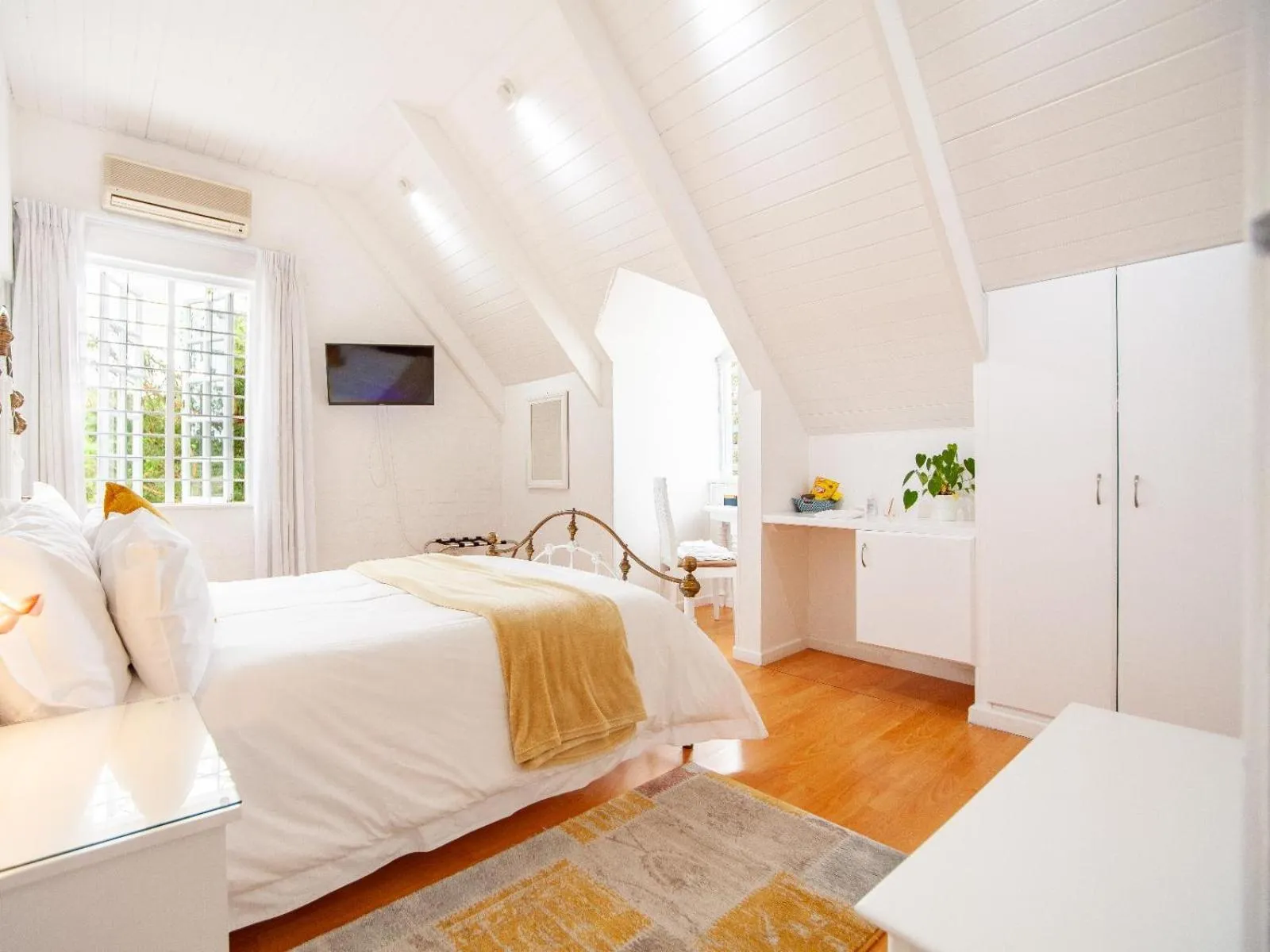 TV and multimedia, Bed in Cosimi Guest House