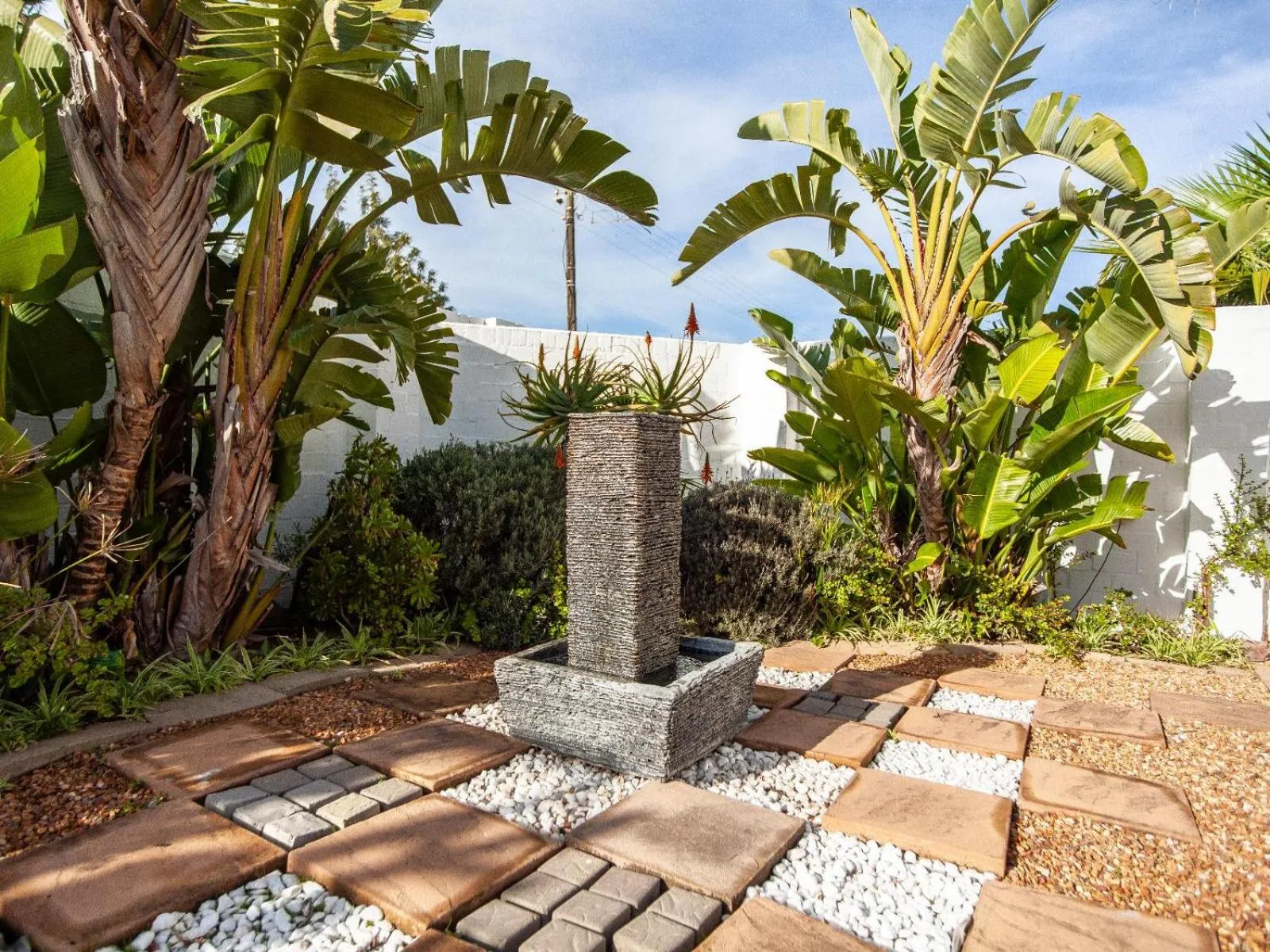 Garden in Cosimi Guest House