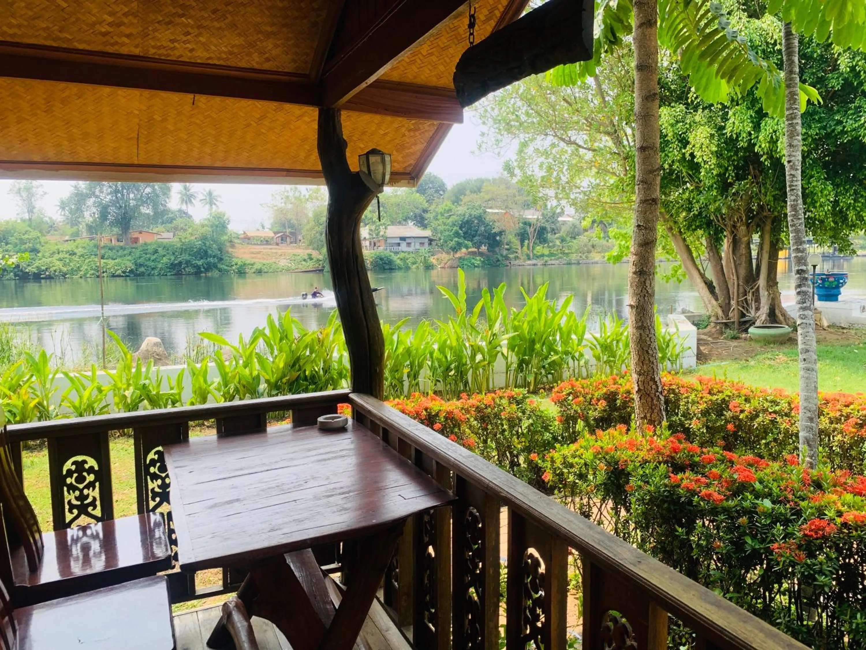 Balcony/Terrace in Buasawan Resort & Restaurant