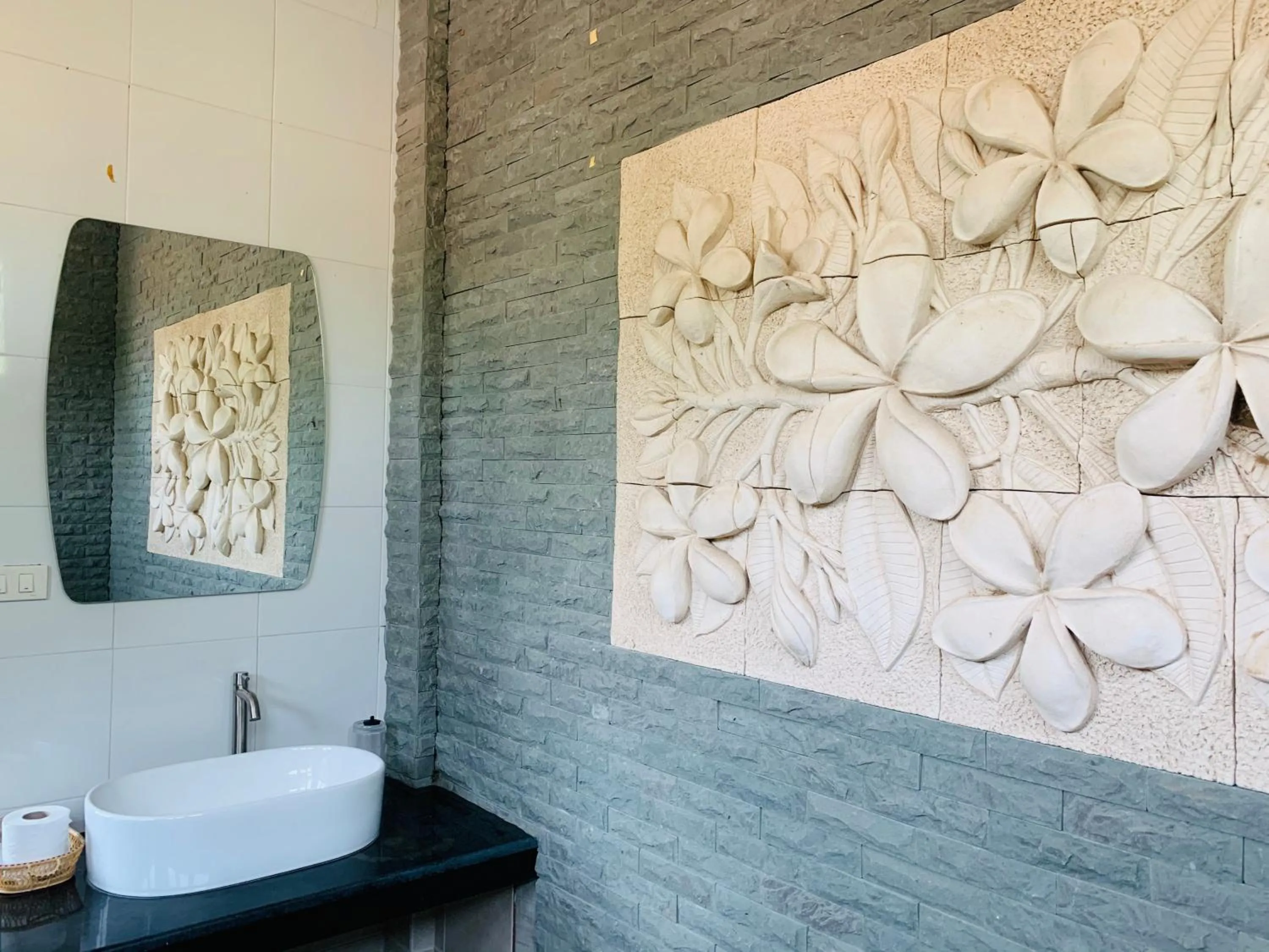 Bathroom in Buasawan Resort & Restaurant