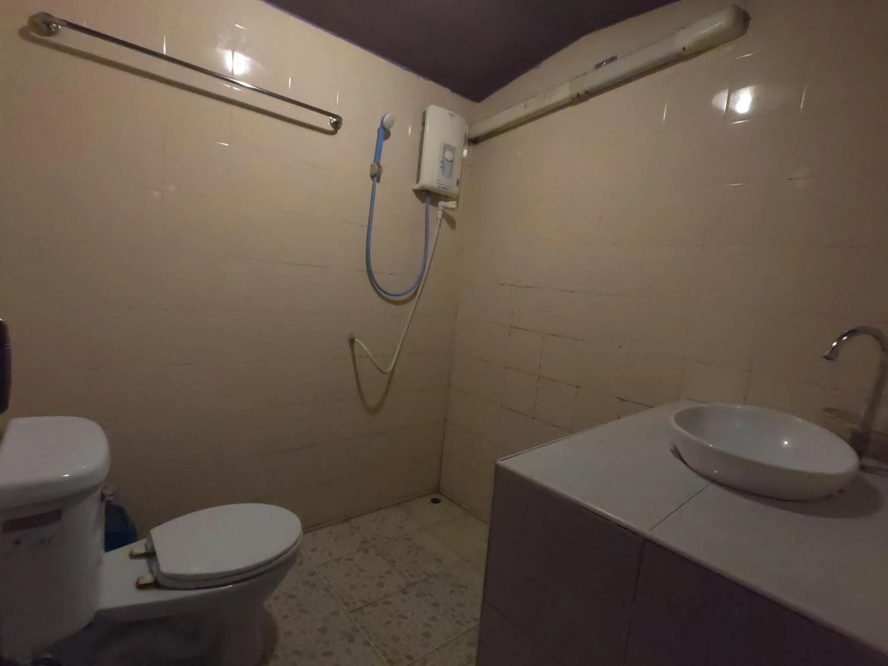 Bathroom in Buasawan Resort & Restaurant