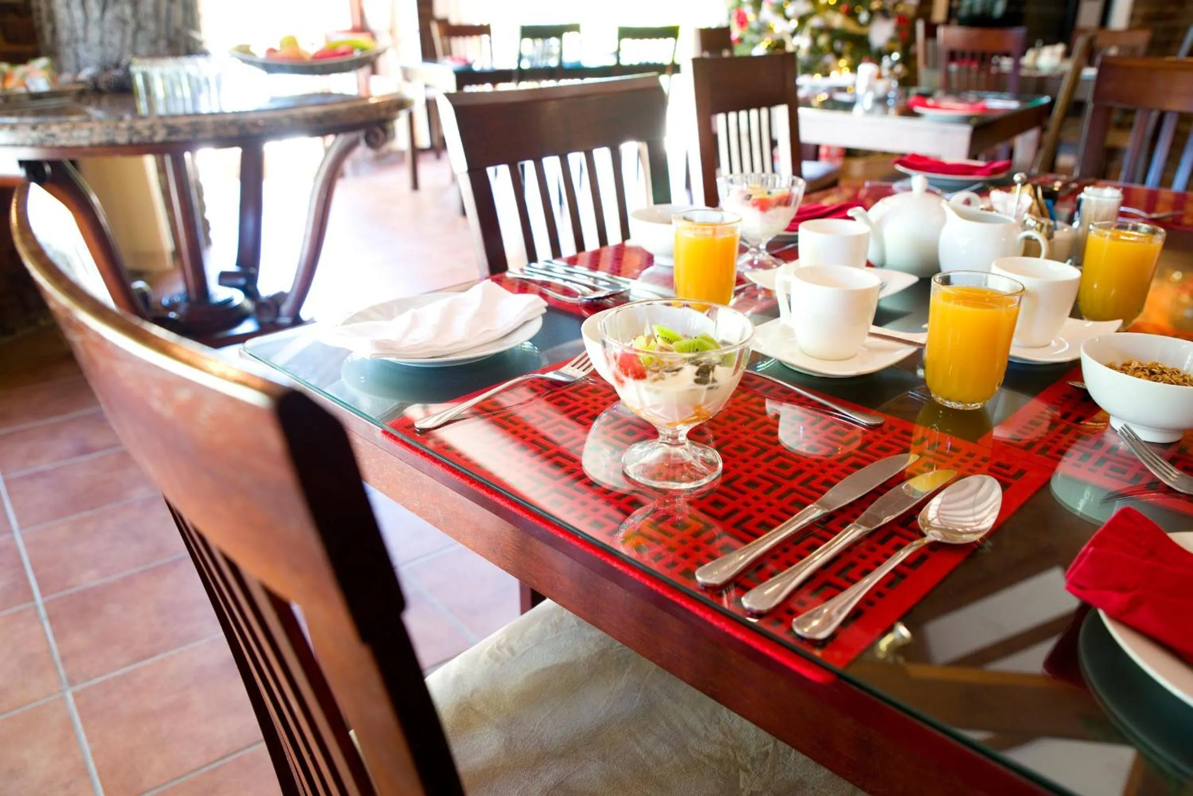 Breakfast in Swallows Nest Country Cottages