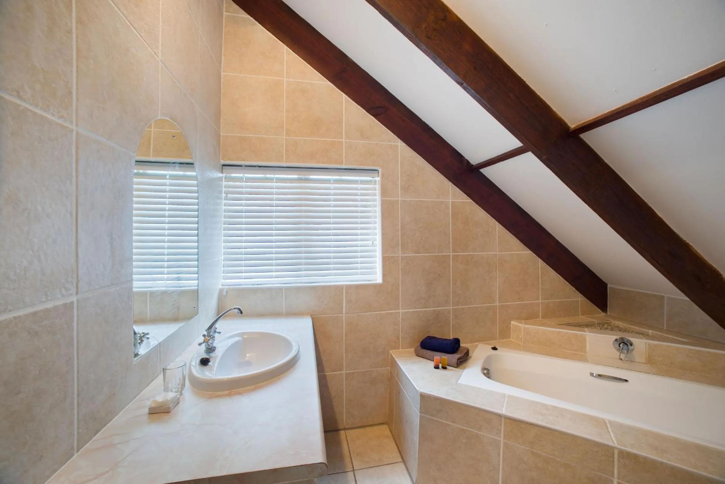 Bathroom in Swallows Nest Country Cottages
