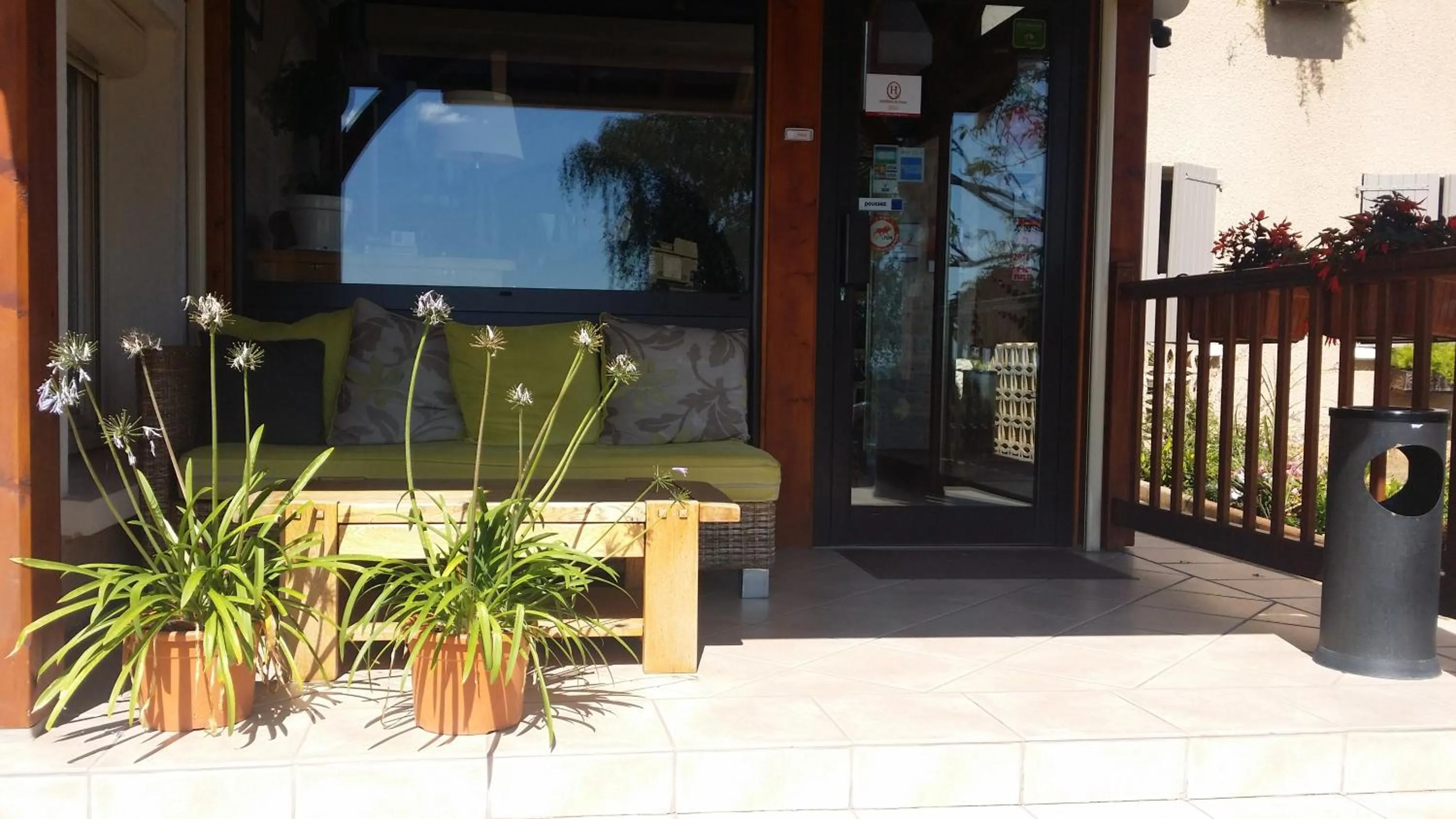 Logis Hotel Des Grands Vins