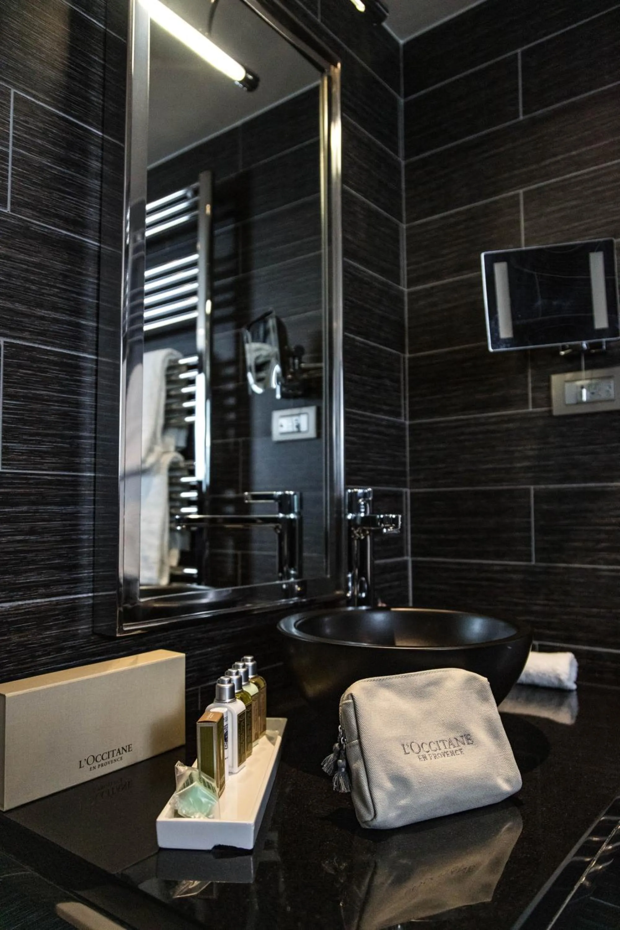 Bathroom in Avenue Lodge Hotel & Spa