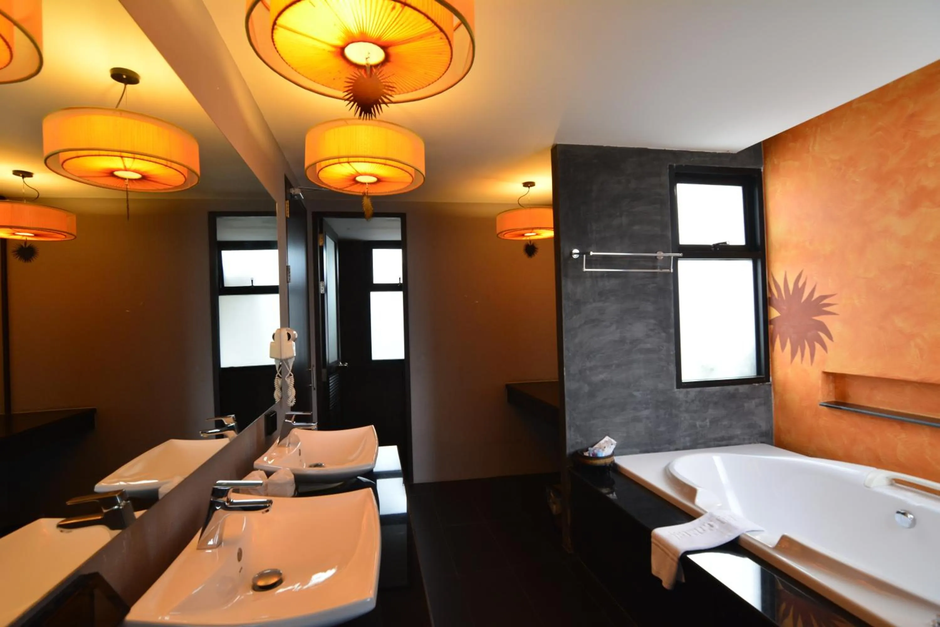 Bath in Chaweng Noi Pool Villa