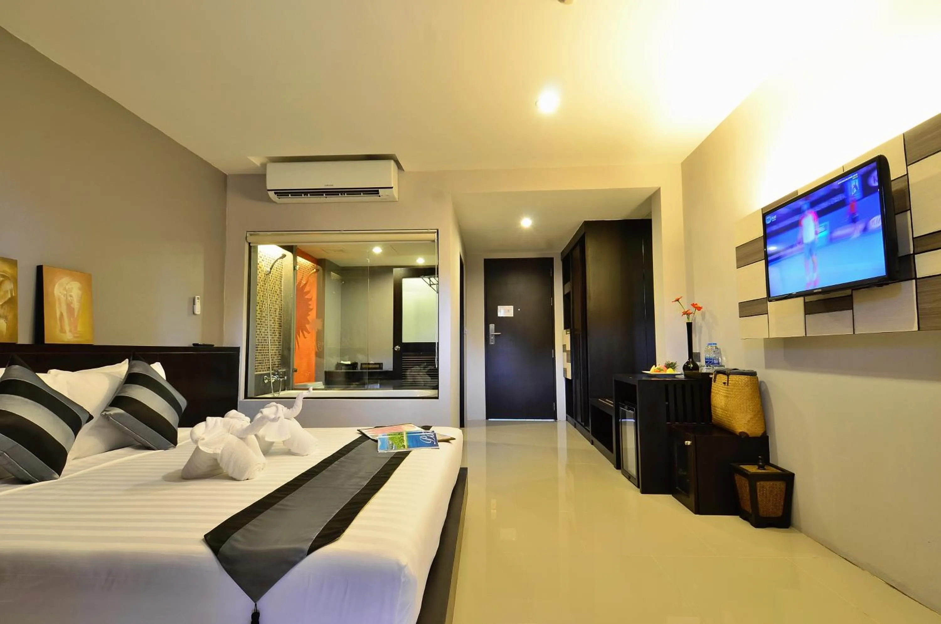 Bedroom, Bed in Chaweng Noi Pool Villa