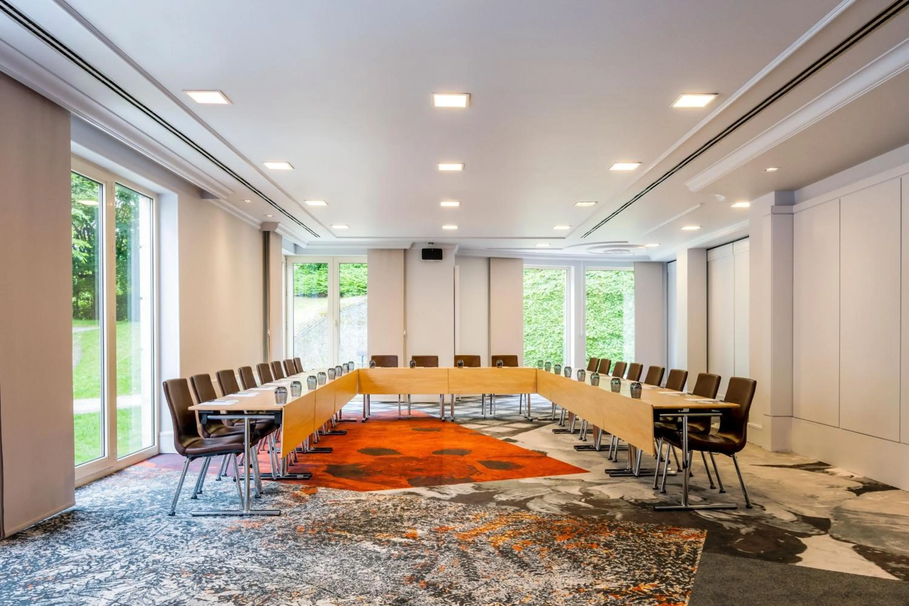 Meeting/conference room in Marriott Executive Apartments Brussels