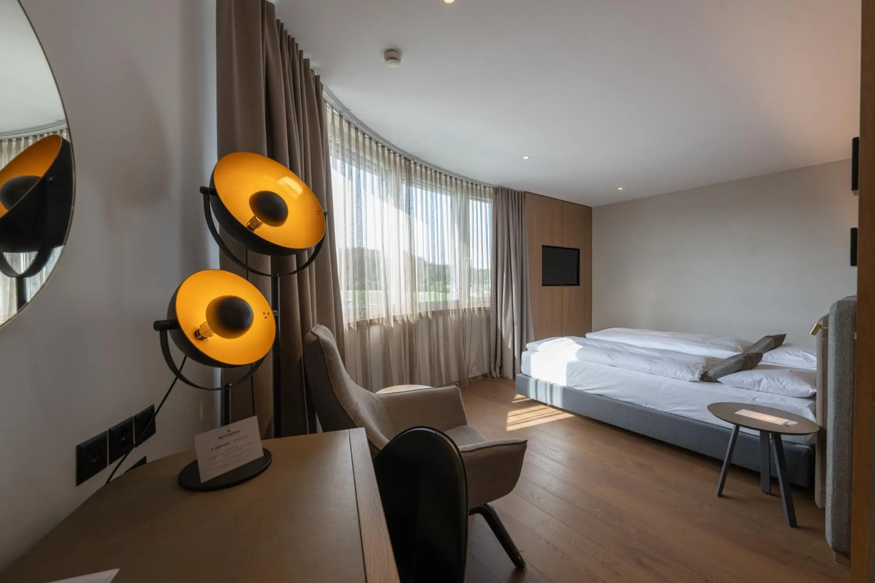 Large Double Room in Hotel Meilenstein Large Double Room in Hotel Meilenstein