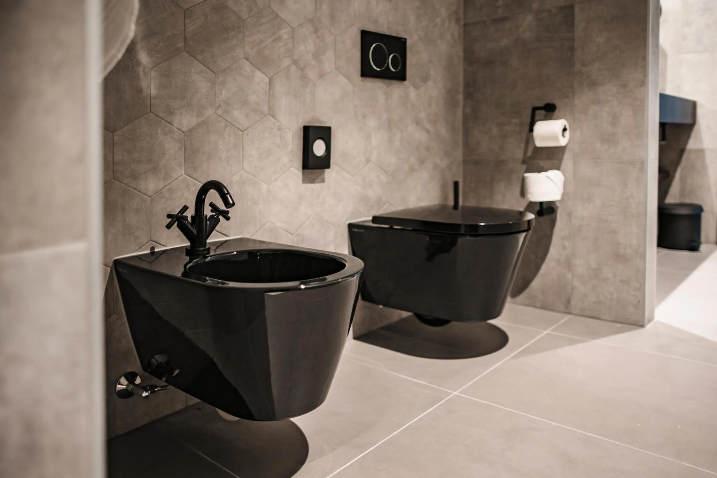 Toilet in Hotel Meilenstein