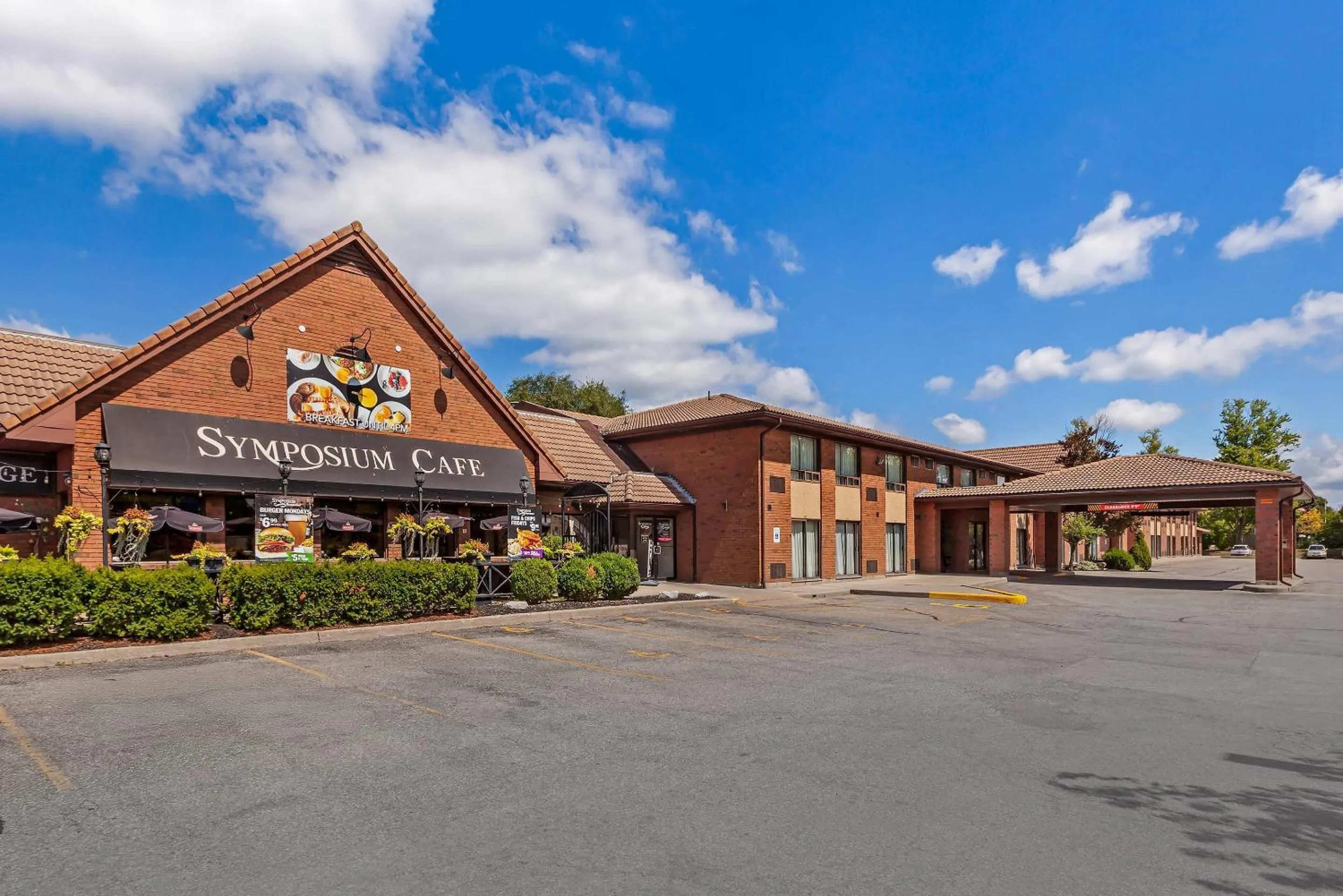 Property building in Comfort Inn