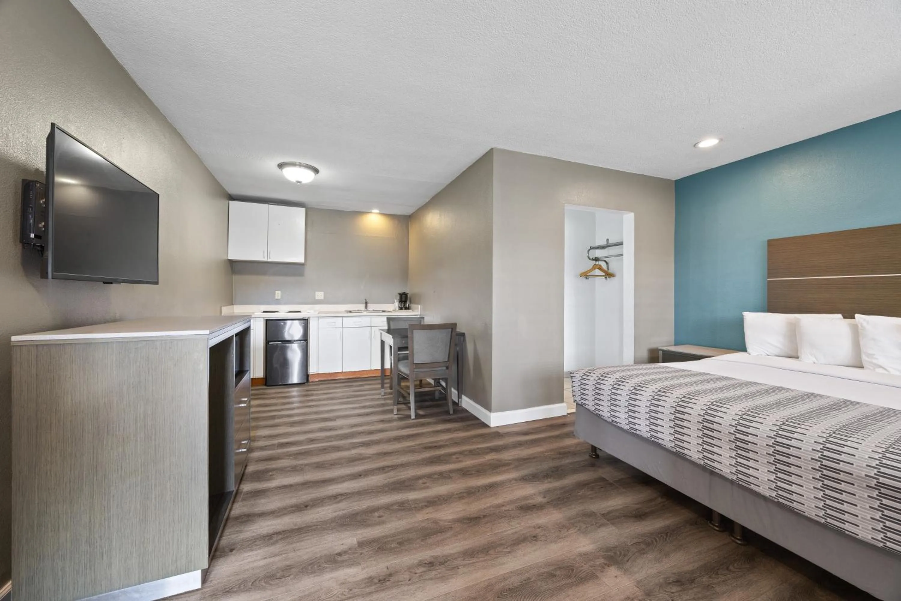 Bed in Hotel Palmeras Chula Vista