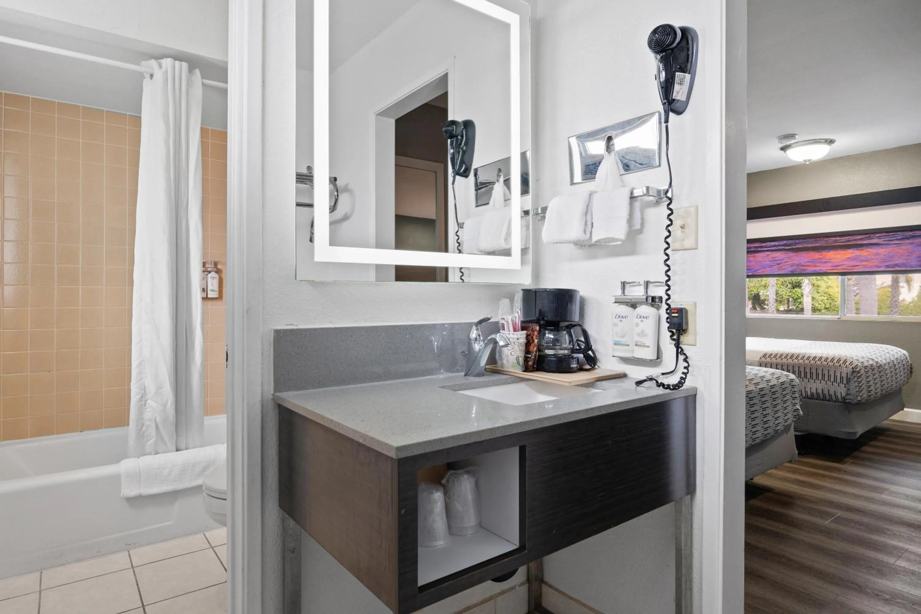 Bed in Hotel Palmeras Chula Vista