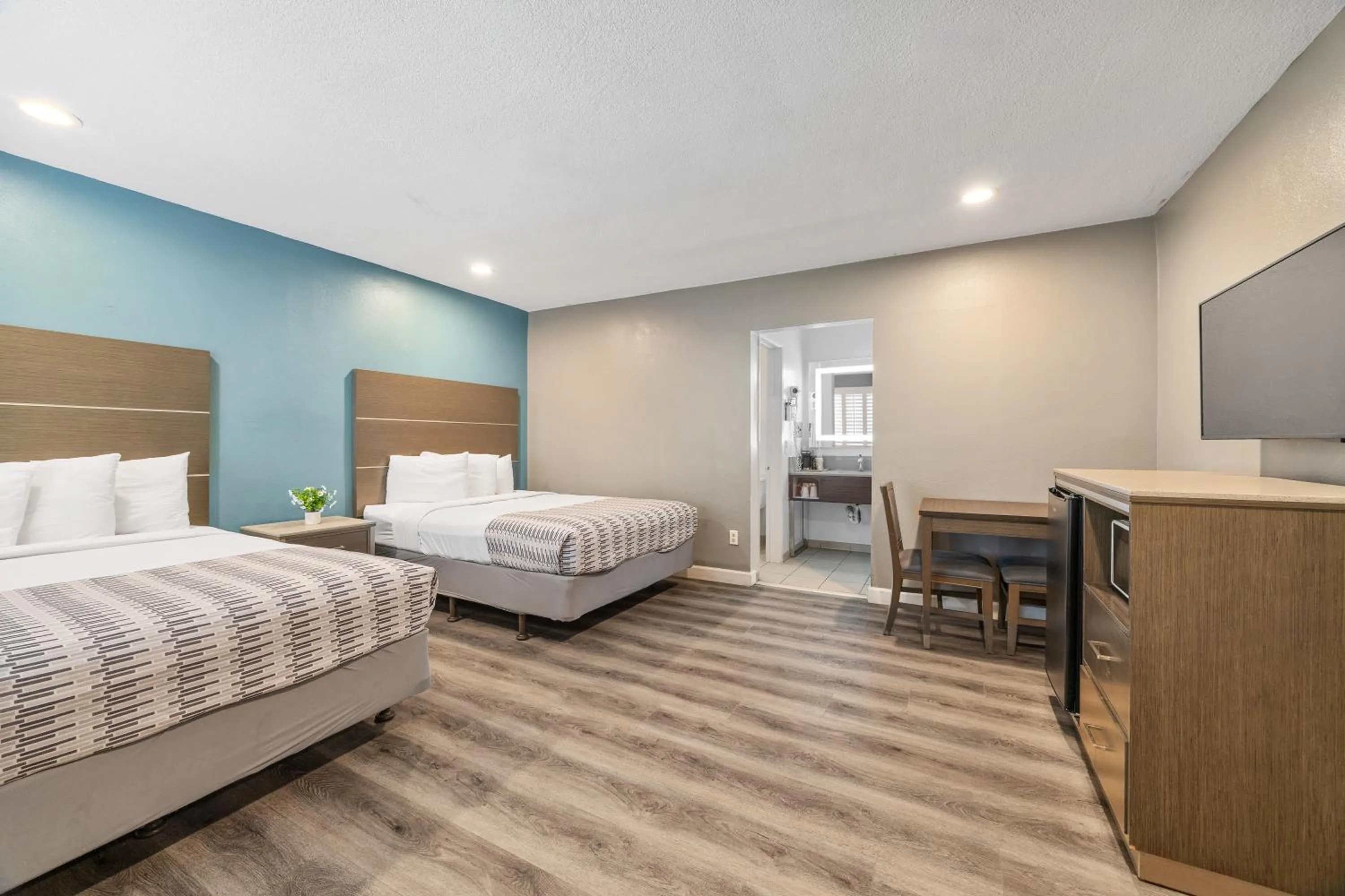 Bed in Hotel Palmeras Chula Vista