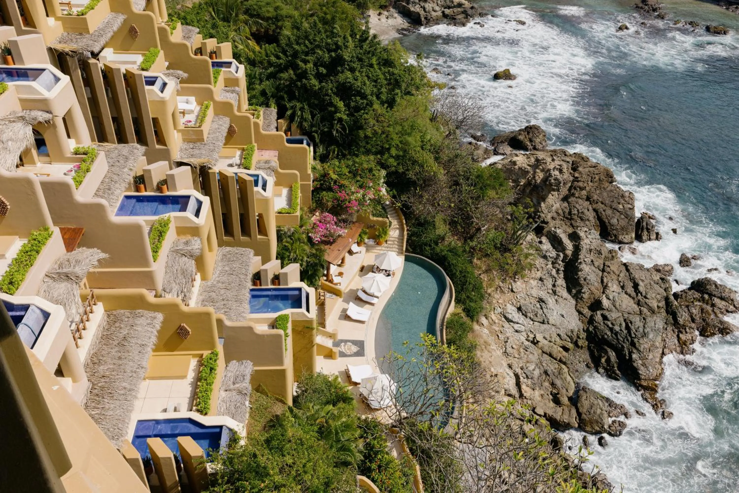 Property building in Cala de Mar Resort & Spa Ixtapa