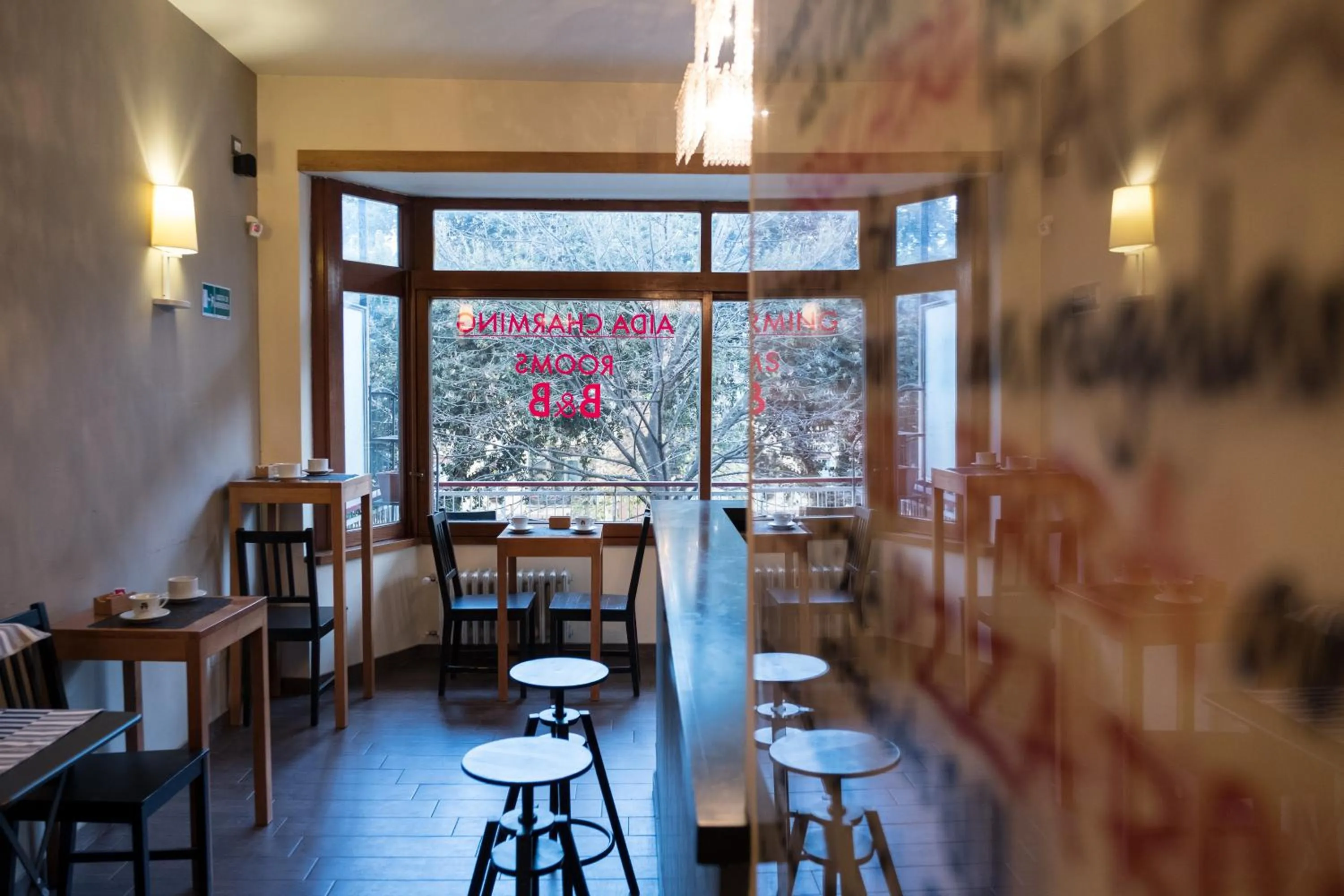 Restaurant/places to eat in Aida Charming Rooms