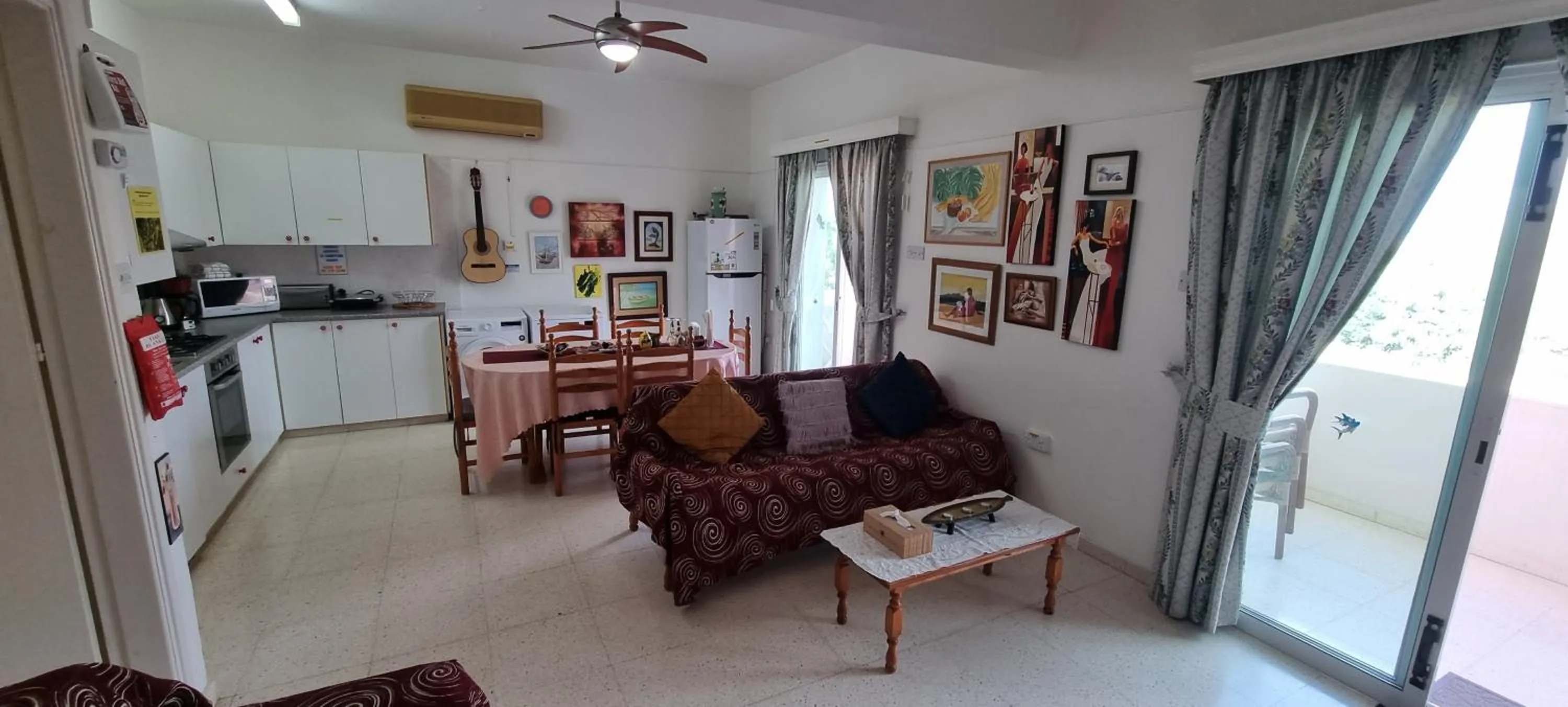 Kitchen or kitchenette in Astrofegia Apartments Near The Sea
