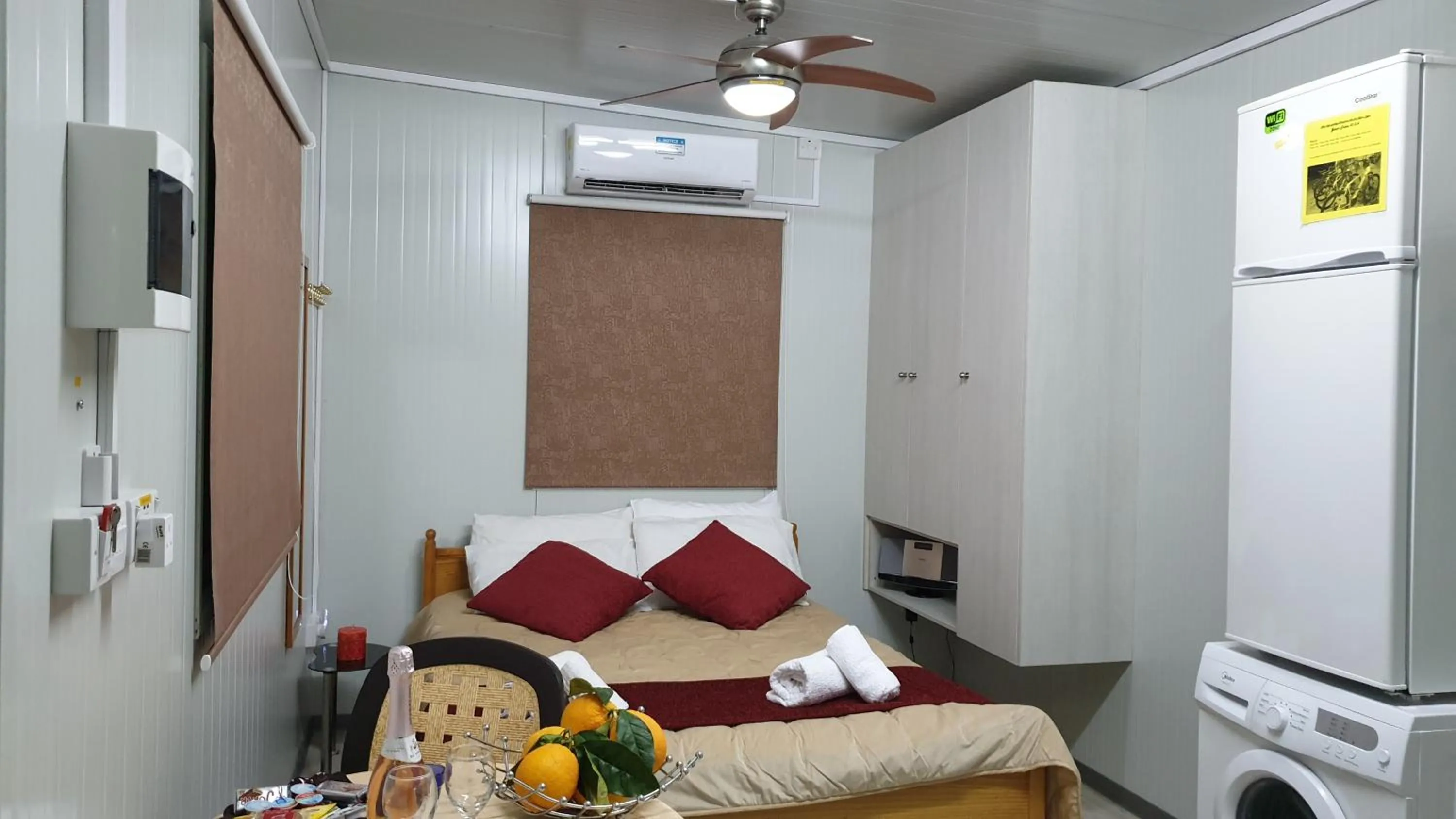 Dining area, Bed in Astrofegia Apartments Near The Sea