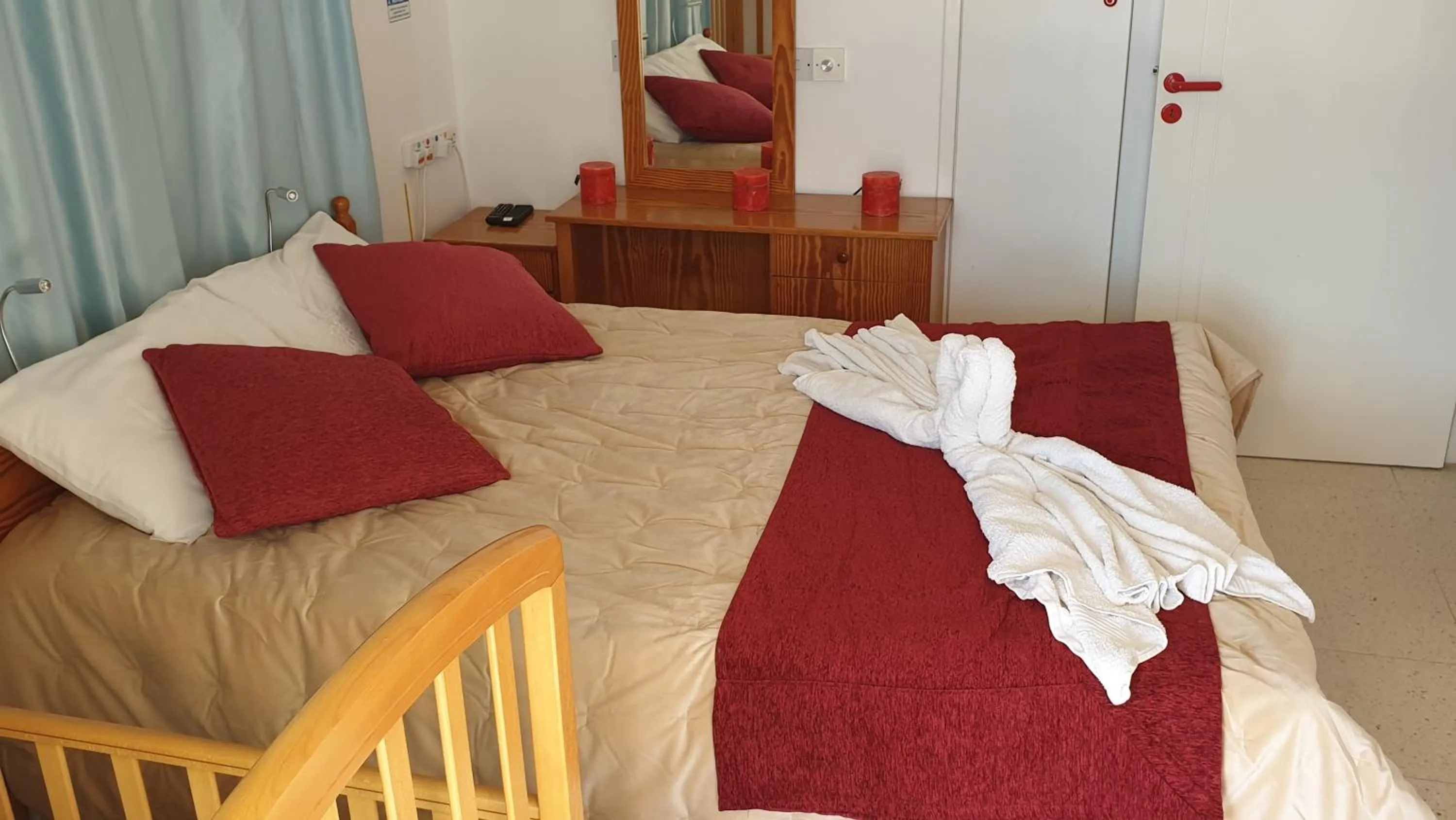 Bedroom, Bed in Astrofegia Apartments Near The Sea