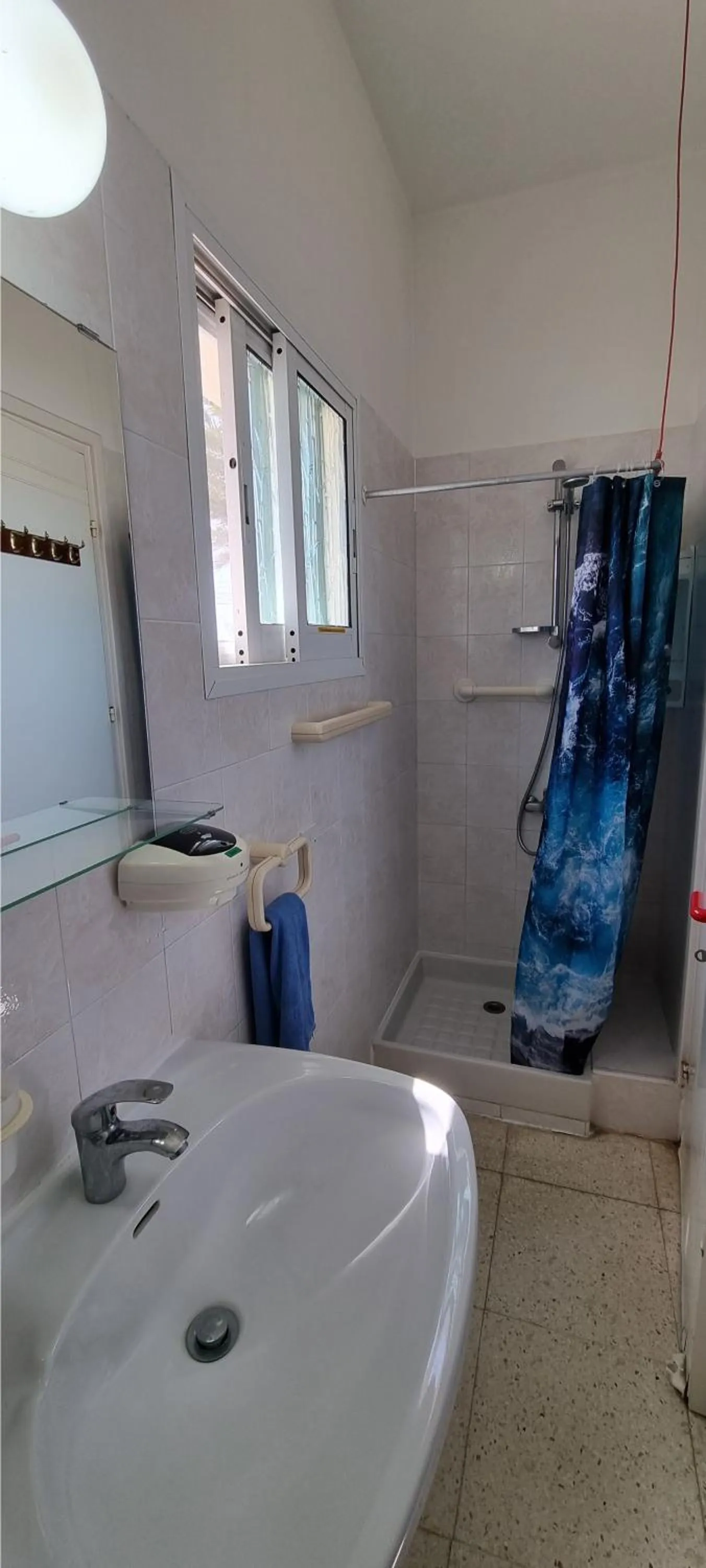 Shower in Astrofegia Apartments Near The Sea