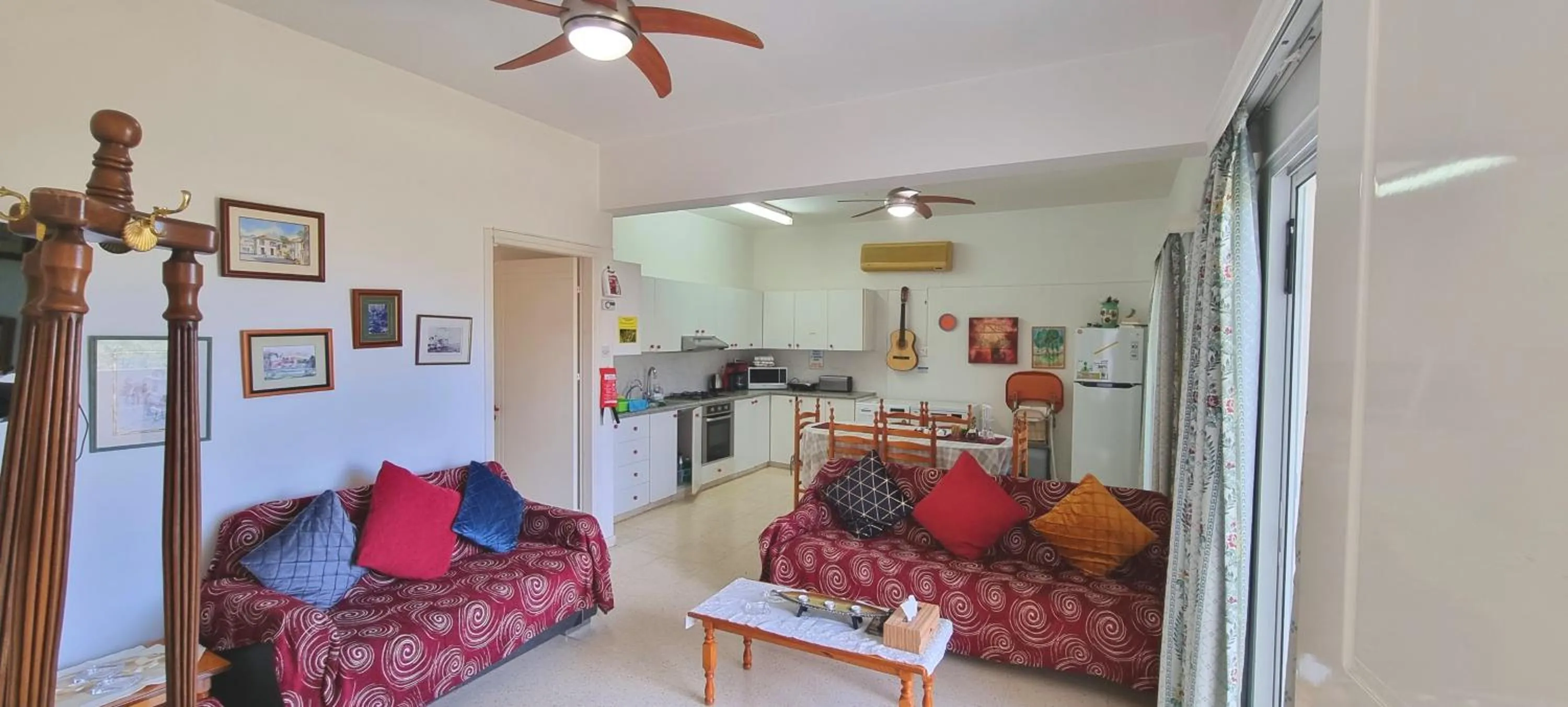 Kitchen or kitchenette in Astrofegia Apartments Near The Sea