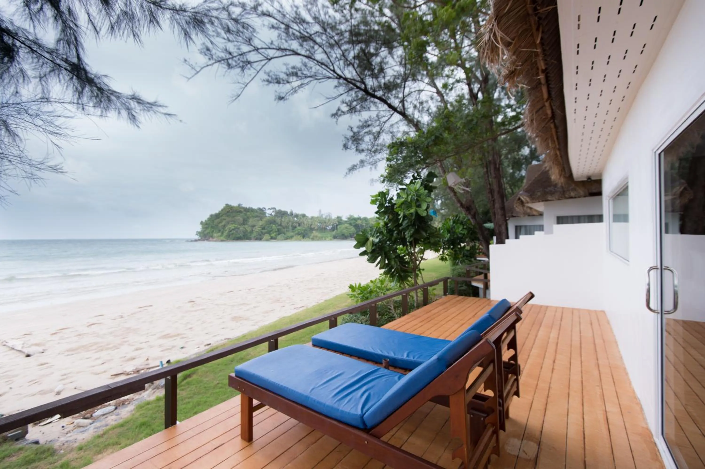 Balcony/Terrace in Twin Bay Resort Koh Lanta