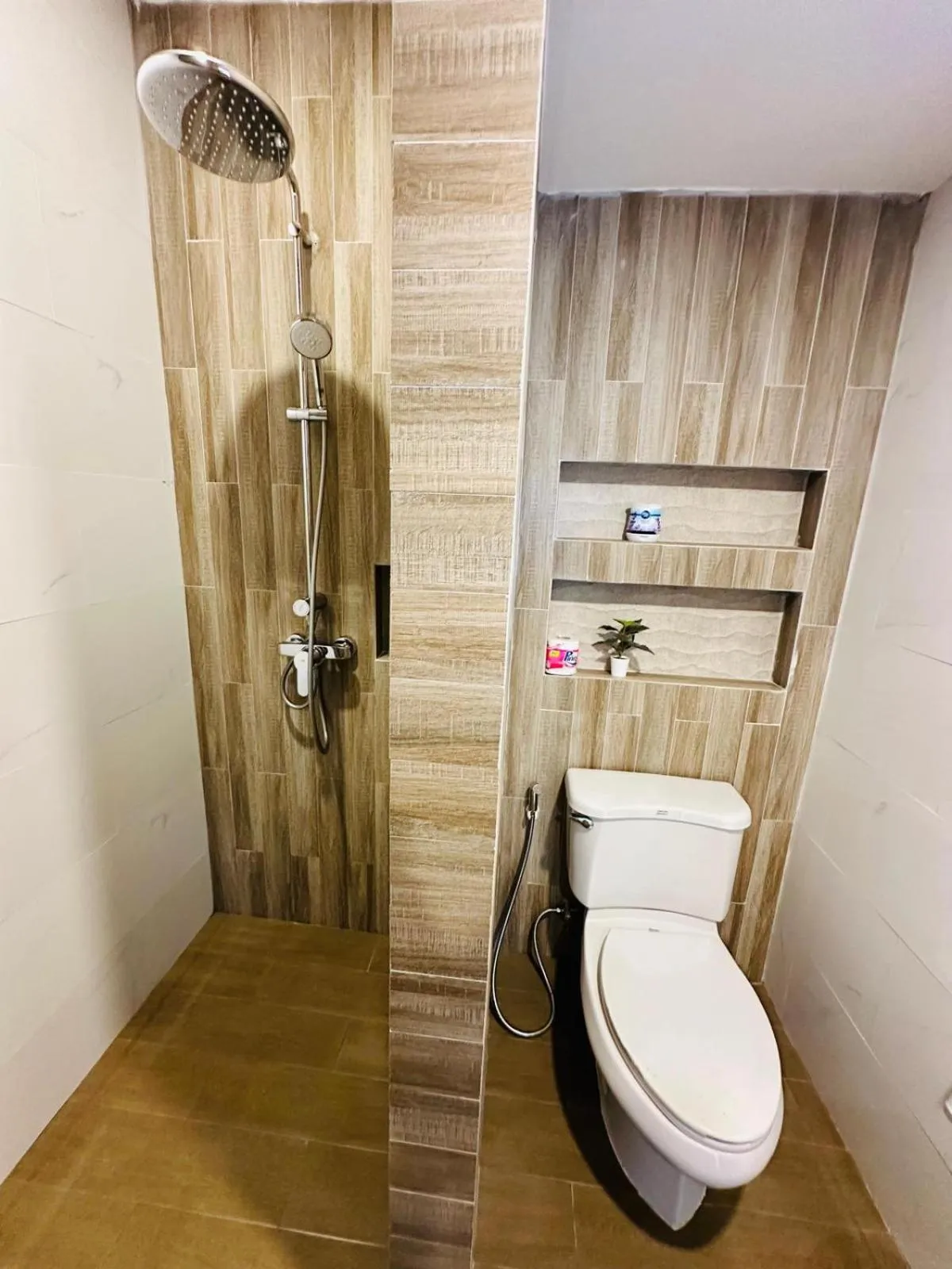 Bathroom in Twin Bay Resort Koh Lanta