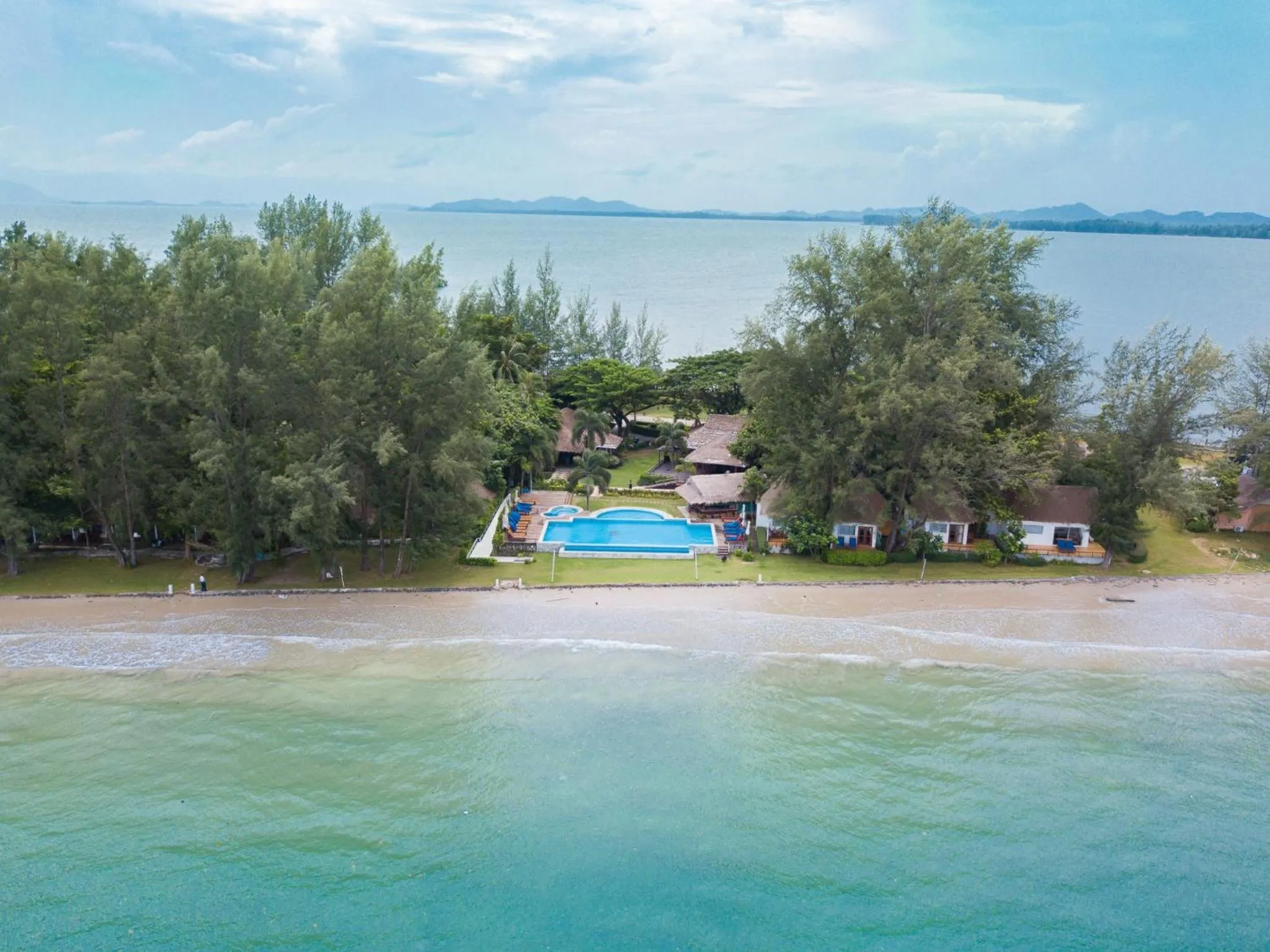 Property building in Twin Bay Resort Koh Lanta
