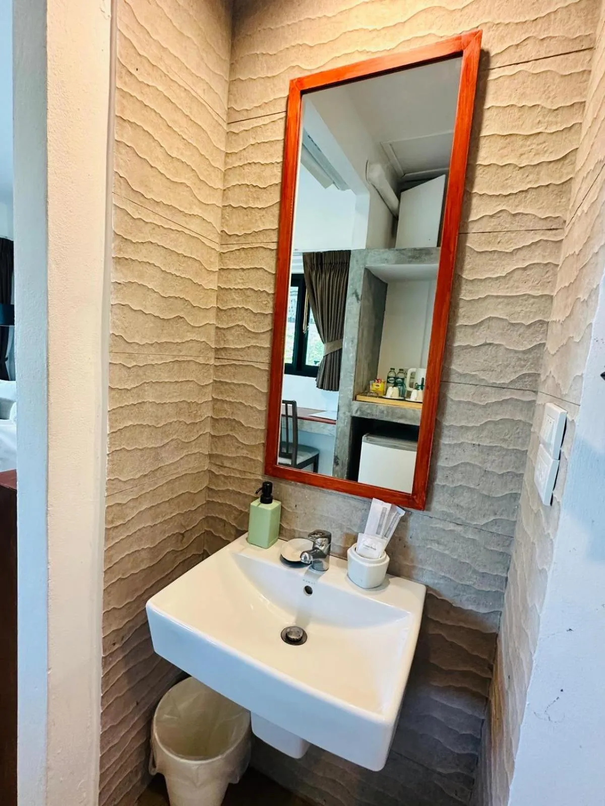 Bathroom in Twin Bay Resort Koh Lanta