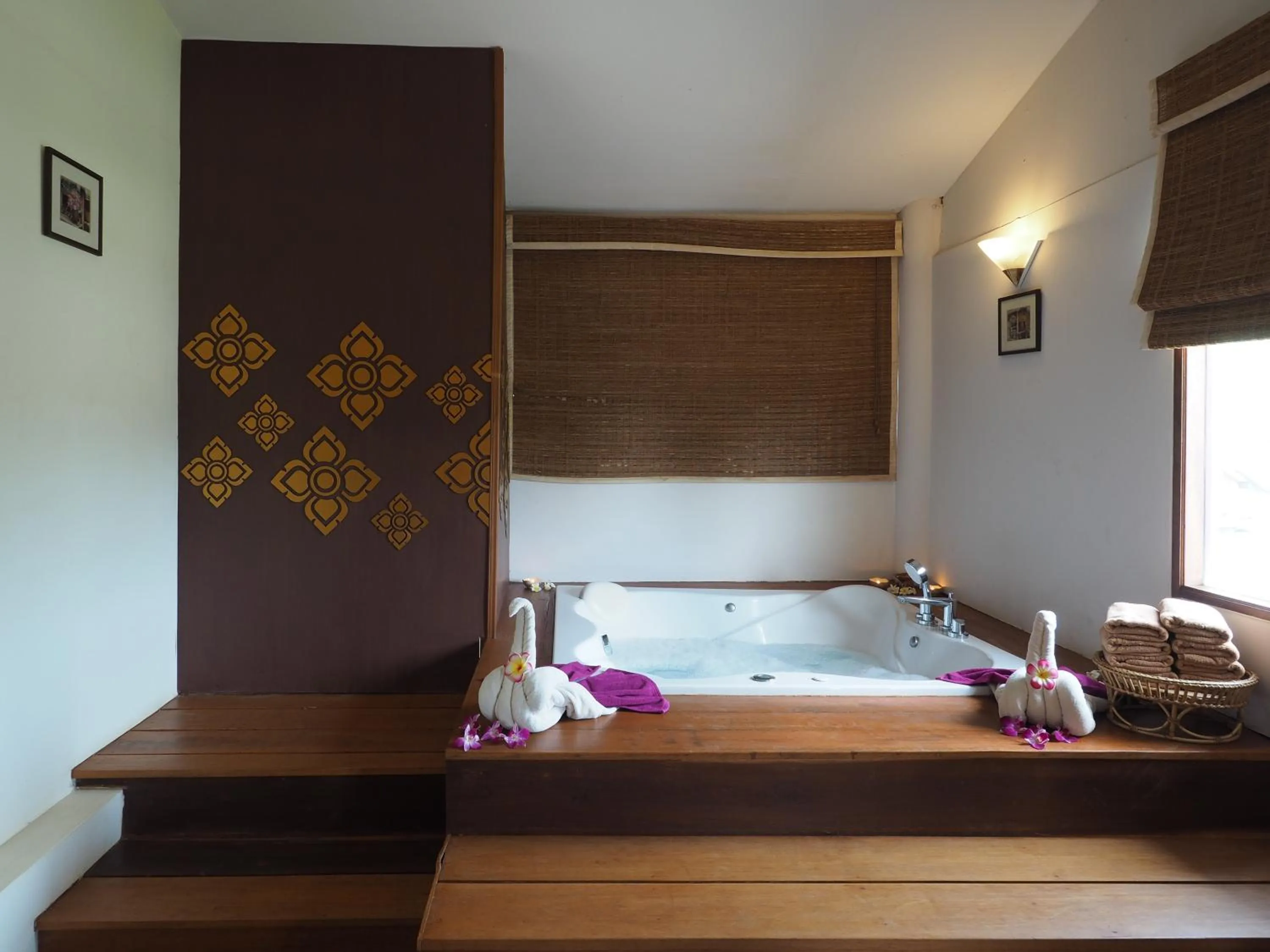 Spa and wellness centre/facilities, Bed in Royal Lanta Resort & Spa