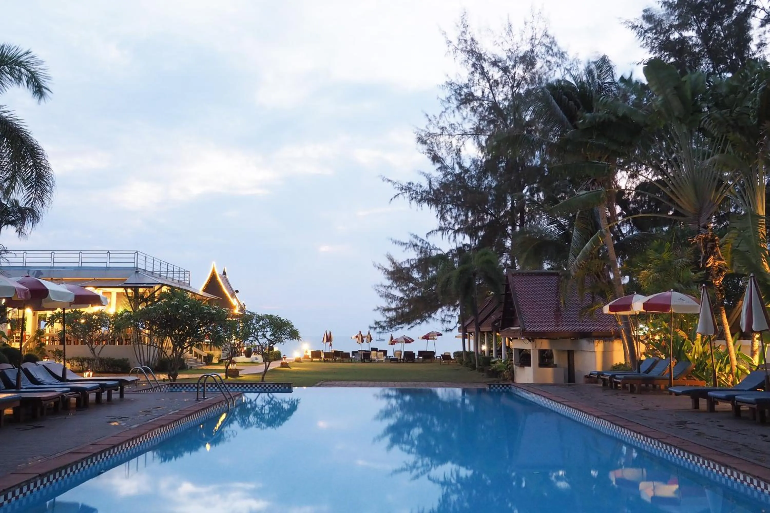Swimming pool in Royal Lanta Resort & Spa