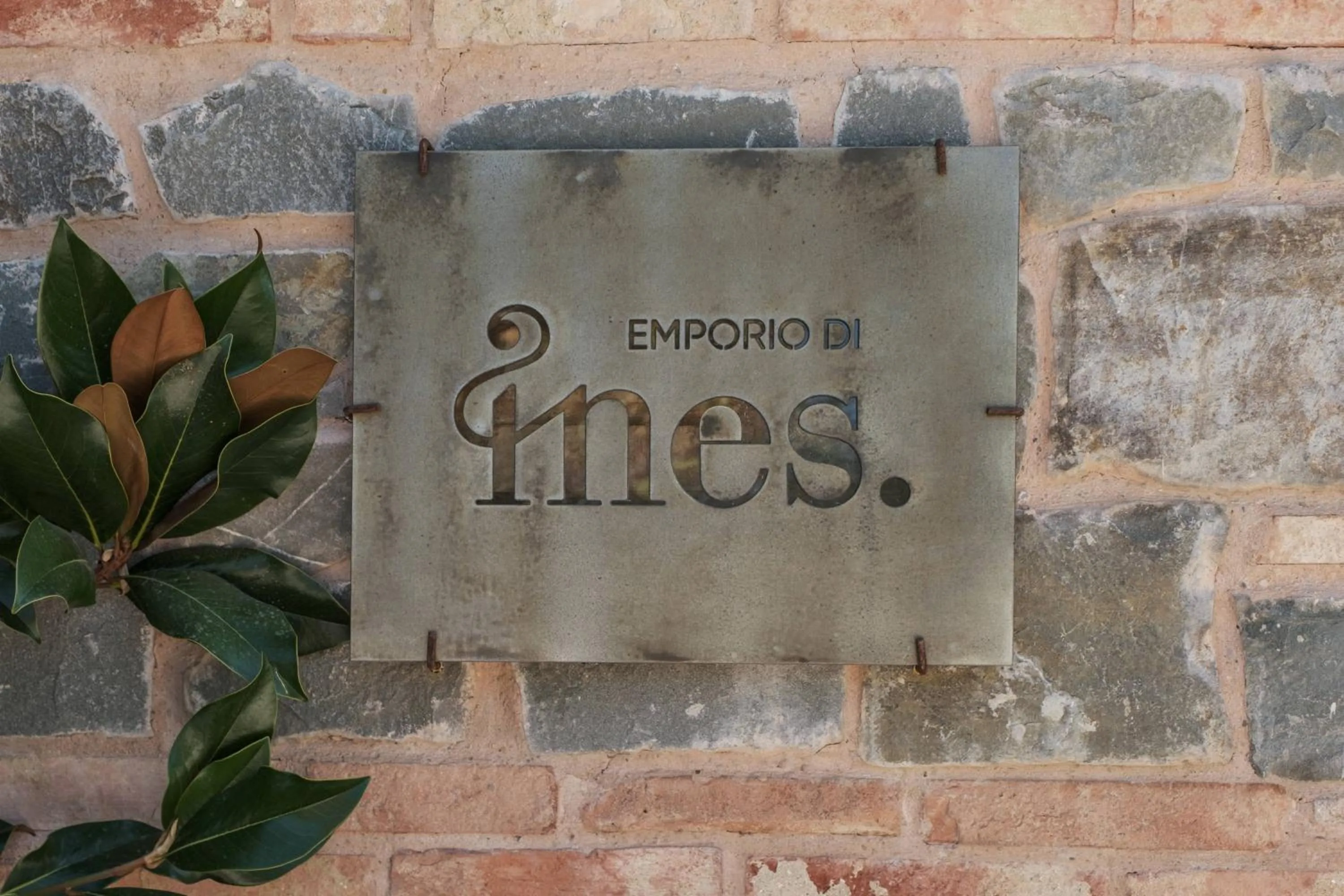 Restaurant/places to eat in Fontelunga Hotel & Villas