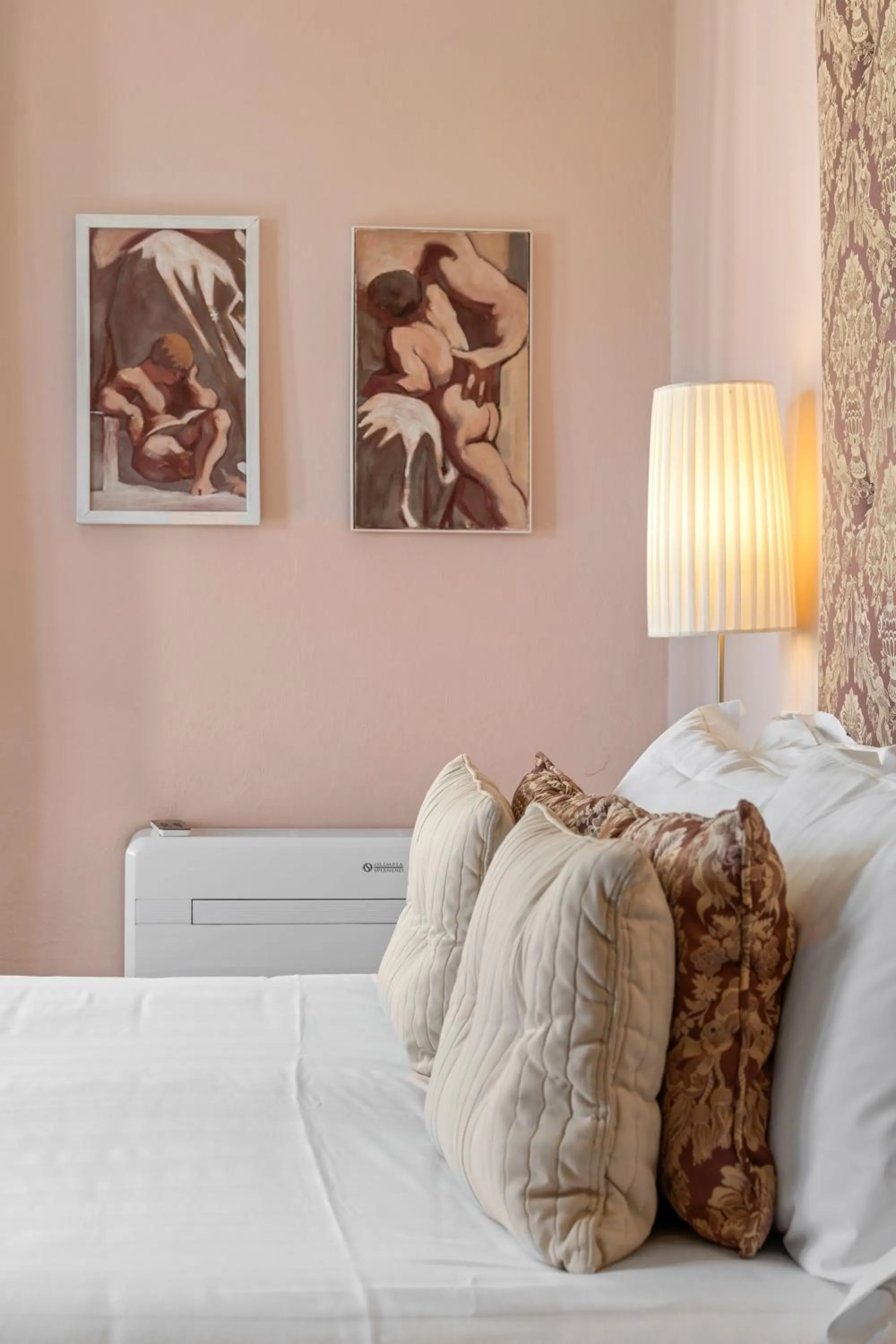 Bedroom, Bed in Fontelunga Hotel & Villas