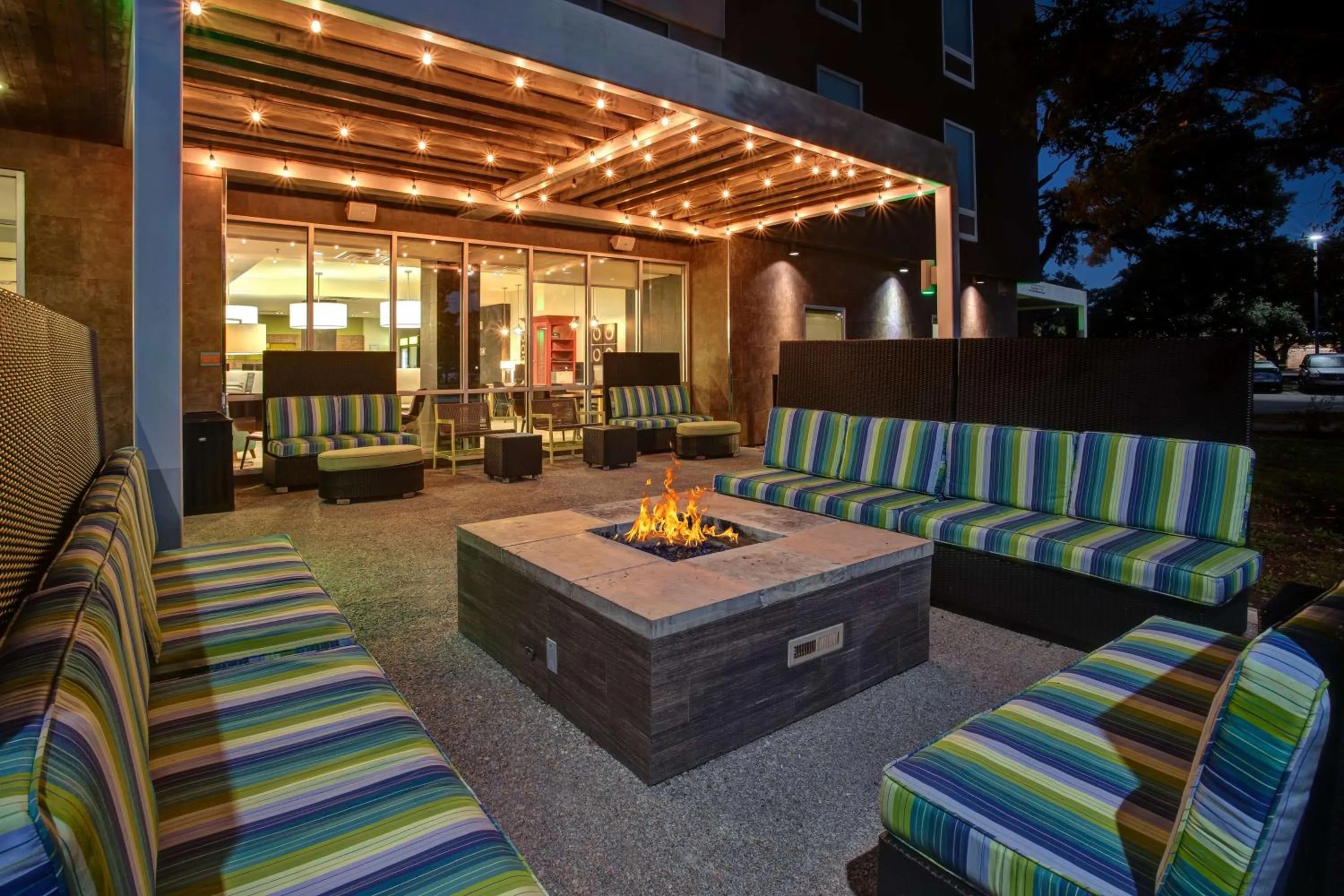 Patio in Home2 Suites by Hilton Austin/Cedar Park