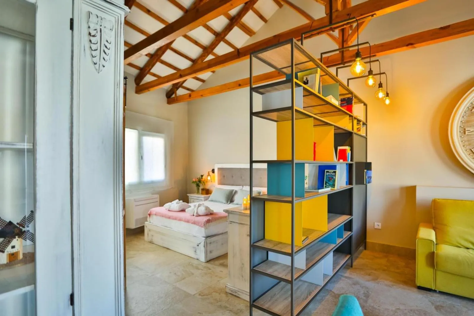 Photo of the whole room, Bed in El Patio de los Jazmines Boutique-House