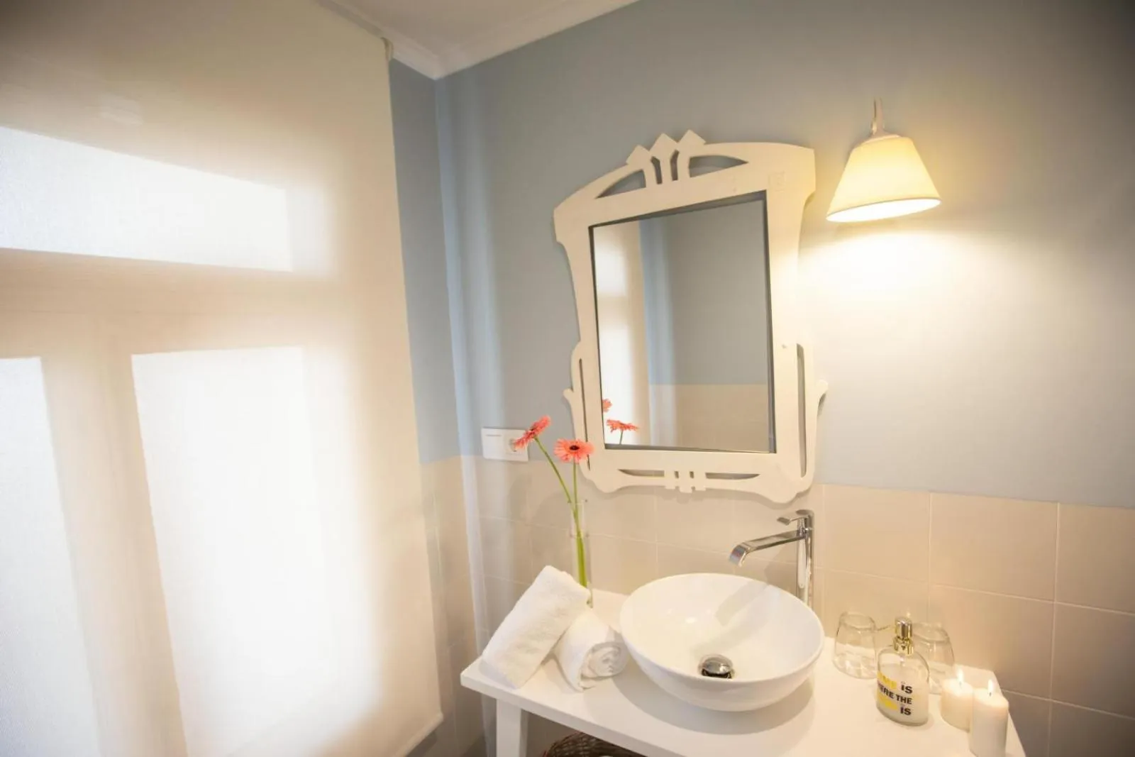 Bathroom in El Patio de los Jazmines Boutique-House