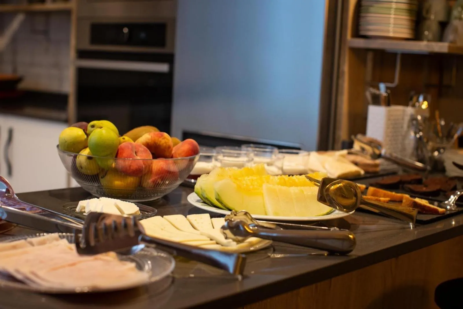 Food and drinks in El Patio de los Jazmines Boutique-House