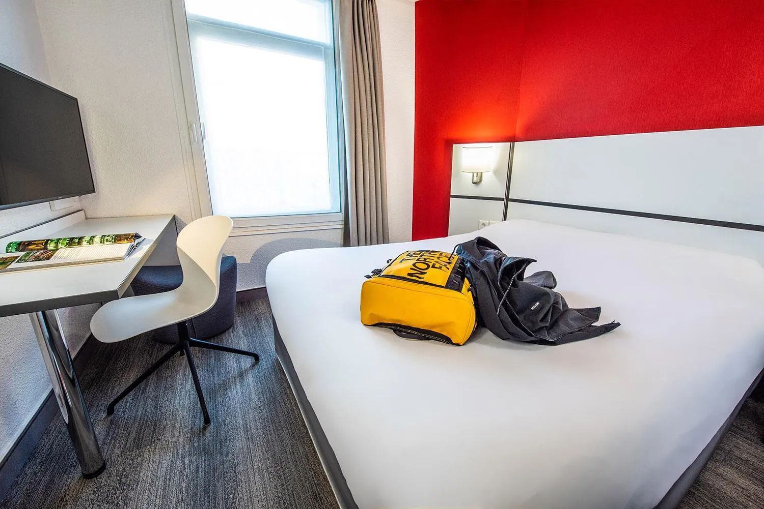 Bed in Ibis Styles Strasbourg Centre Gare