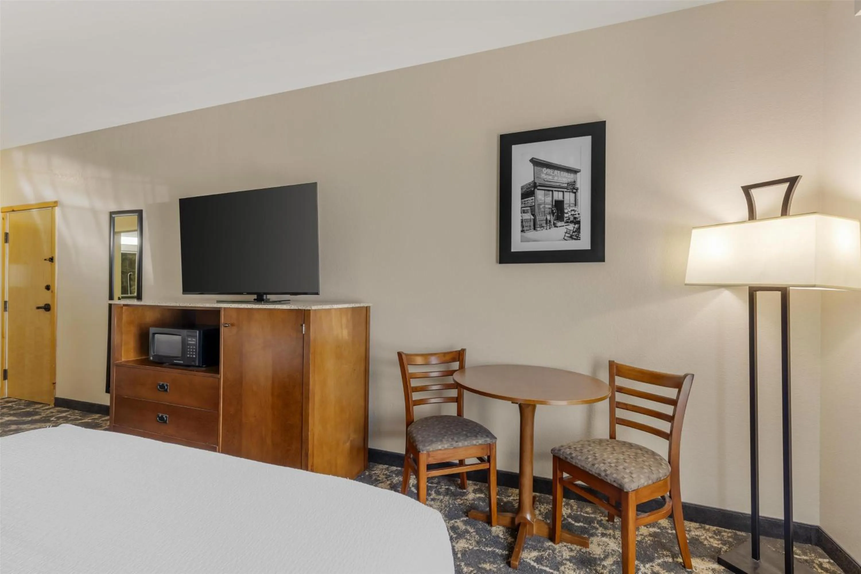 Bedroom, Bed in Best Western Plus Riverfront Hotel and Suites