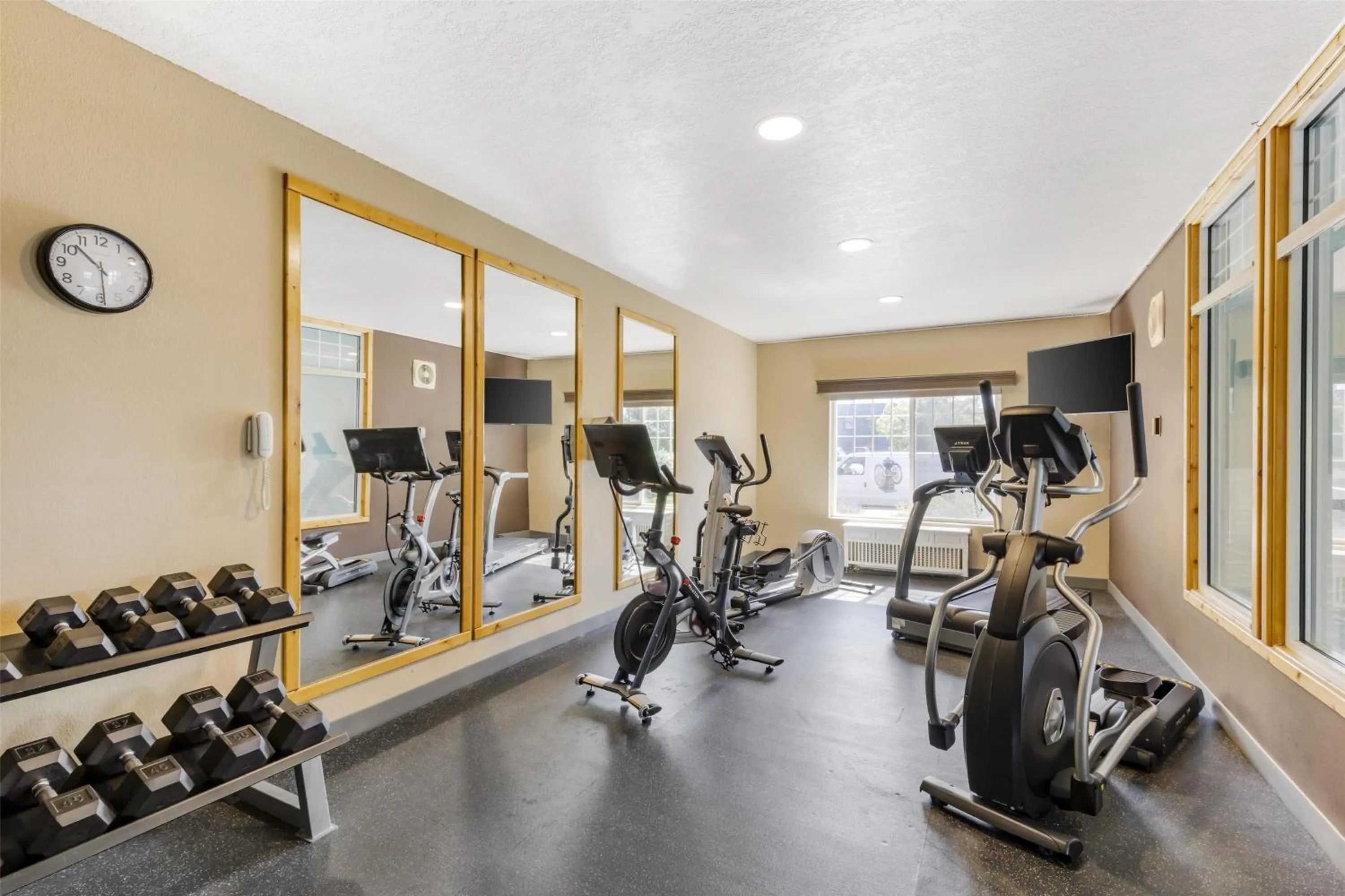 Fitness centre/facilities in Best Western Plus Riverfront Hotel and Suites