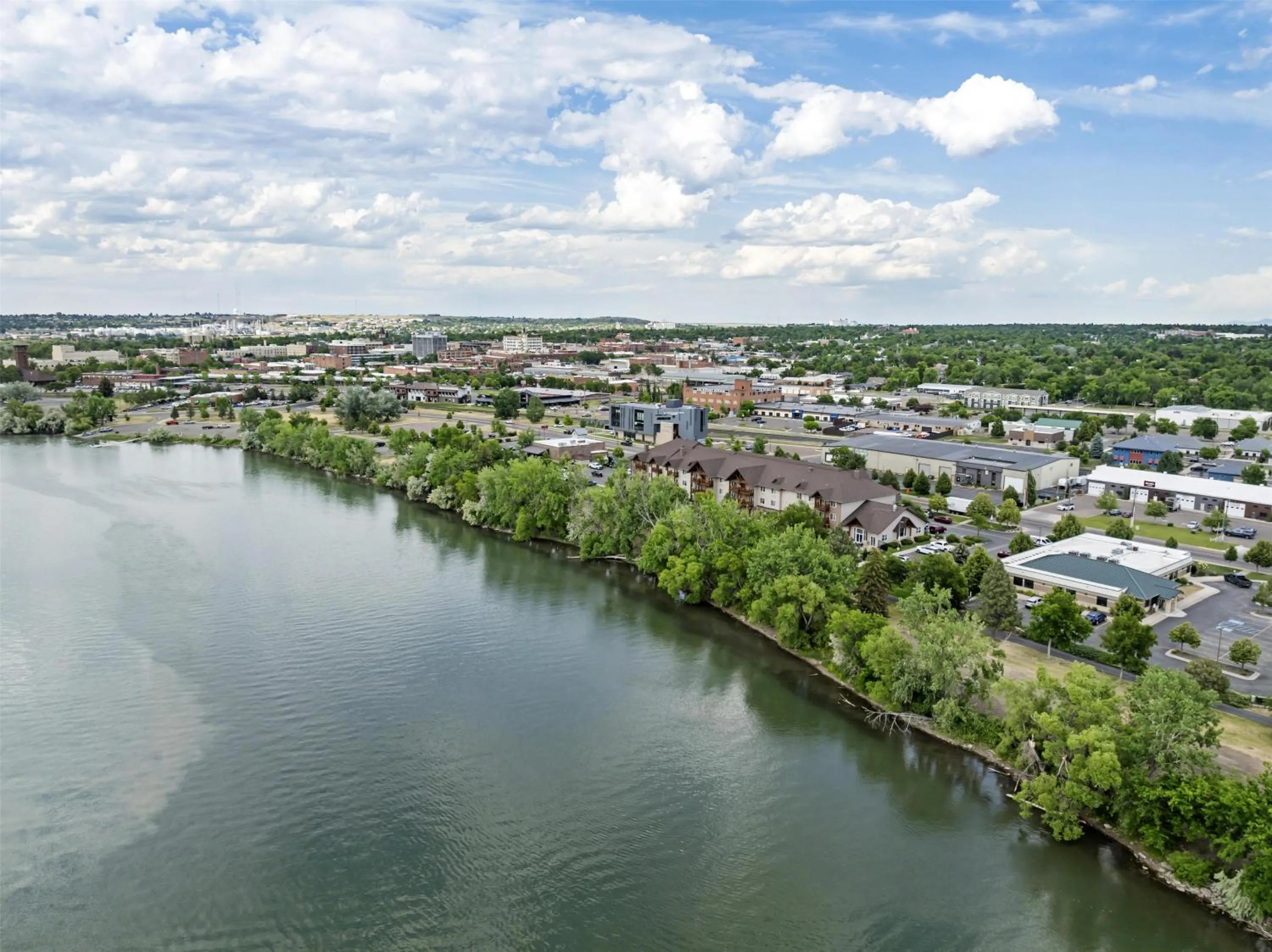 Property building in Best Western Plus Riverfront Hotel and Suites